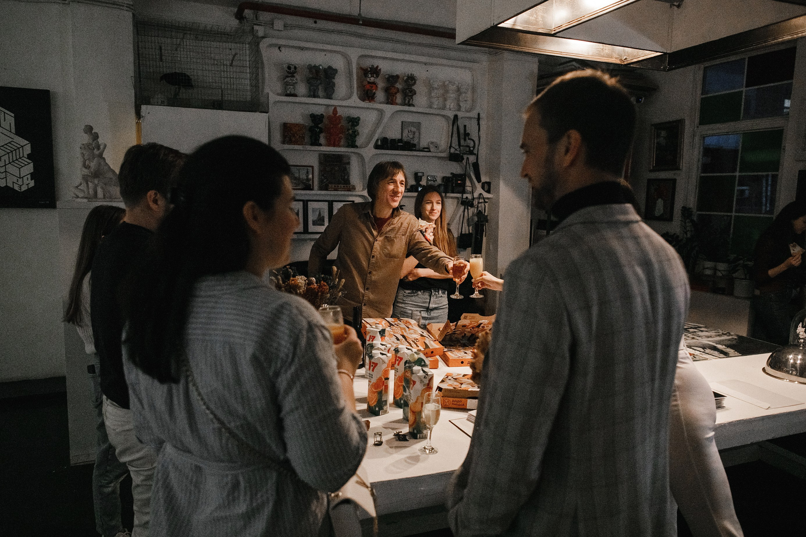 26.04.2023 // Мастер-класс Кати Монич. Фотовыставки serebro.gallery, в которых автором можешь стать ты! | Москва