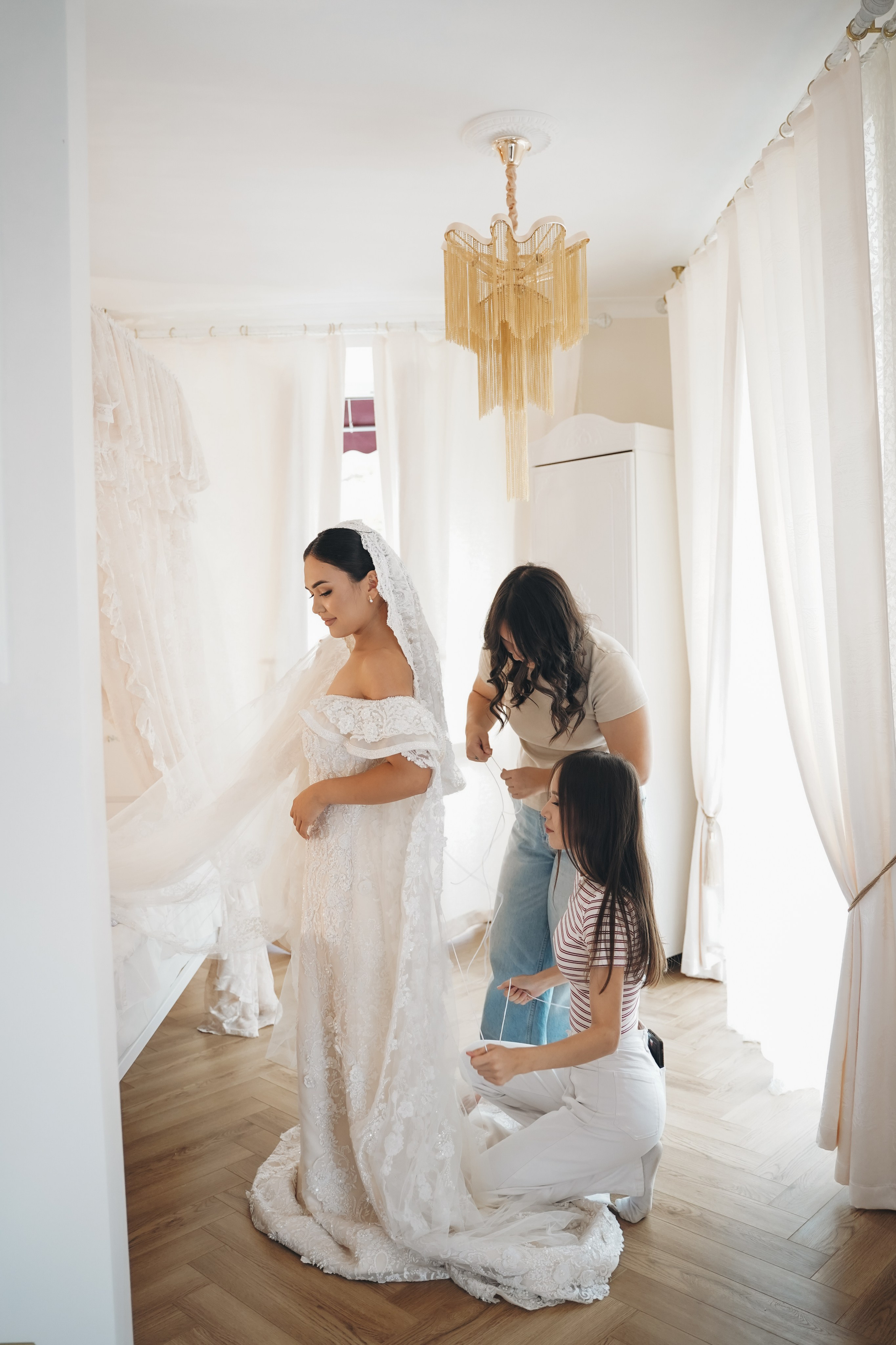 Жаслан и Арина. Фото и видео для вас в Астрахани!