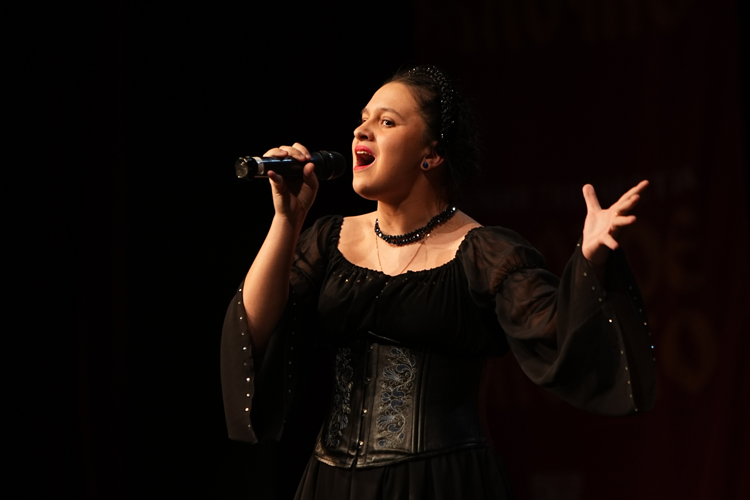 16 февраля, блок 2, г. Москва. Золотое яблочко