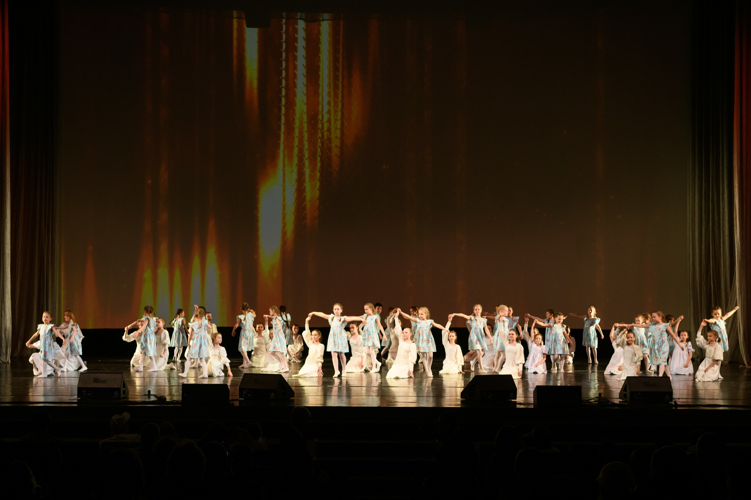 23 апреля, часть 2, БКЗ Октябрьский, г. Санкт-Петербург. Золотое яблочко