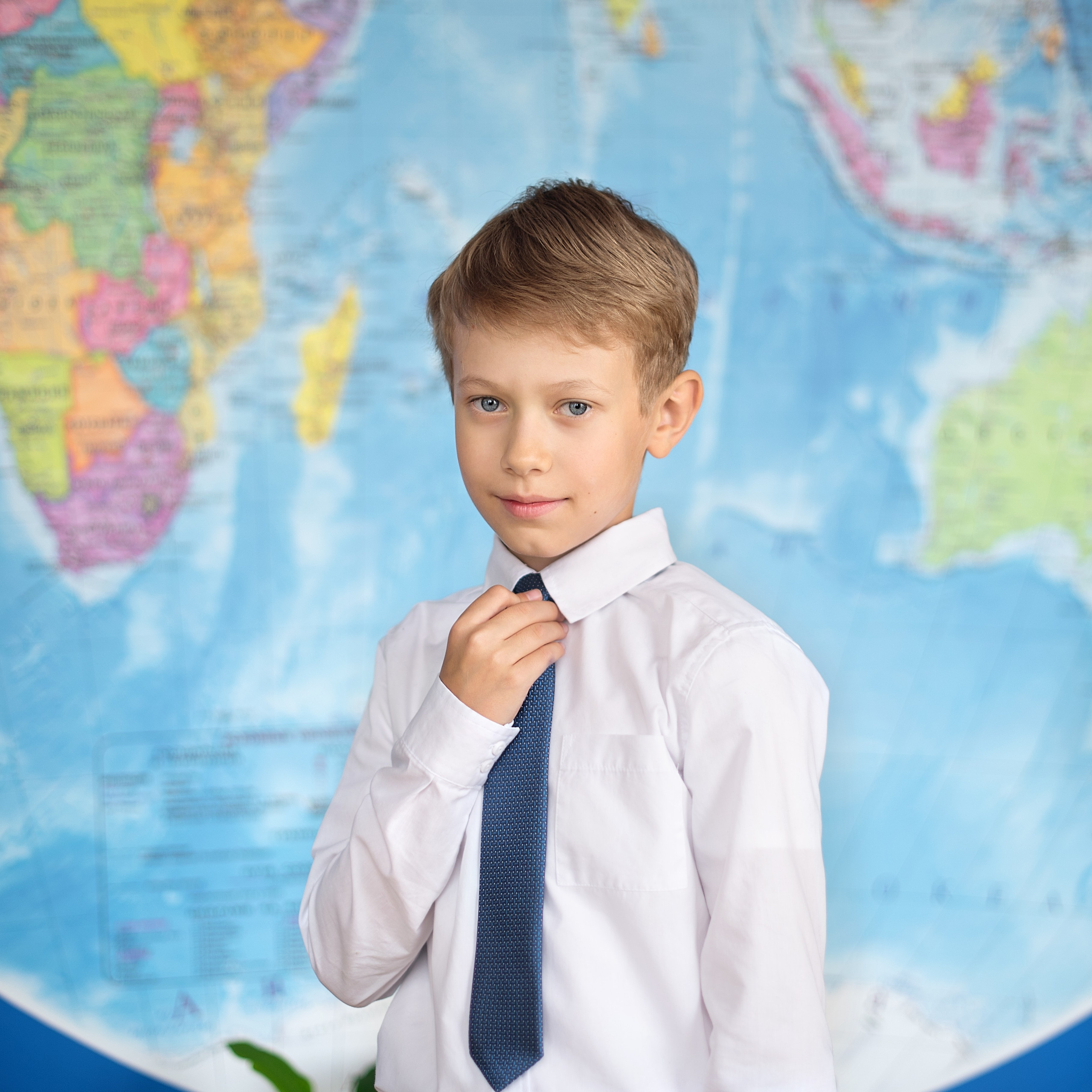 Пример съемки для выпускного альбома с наполнением «стандарт». Выпускные альбомы для школ и детских садов в Иваново