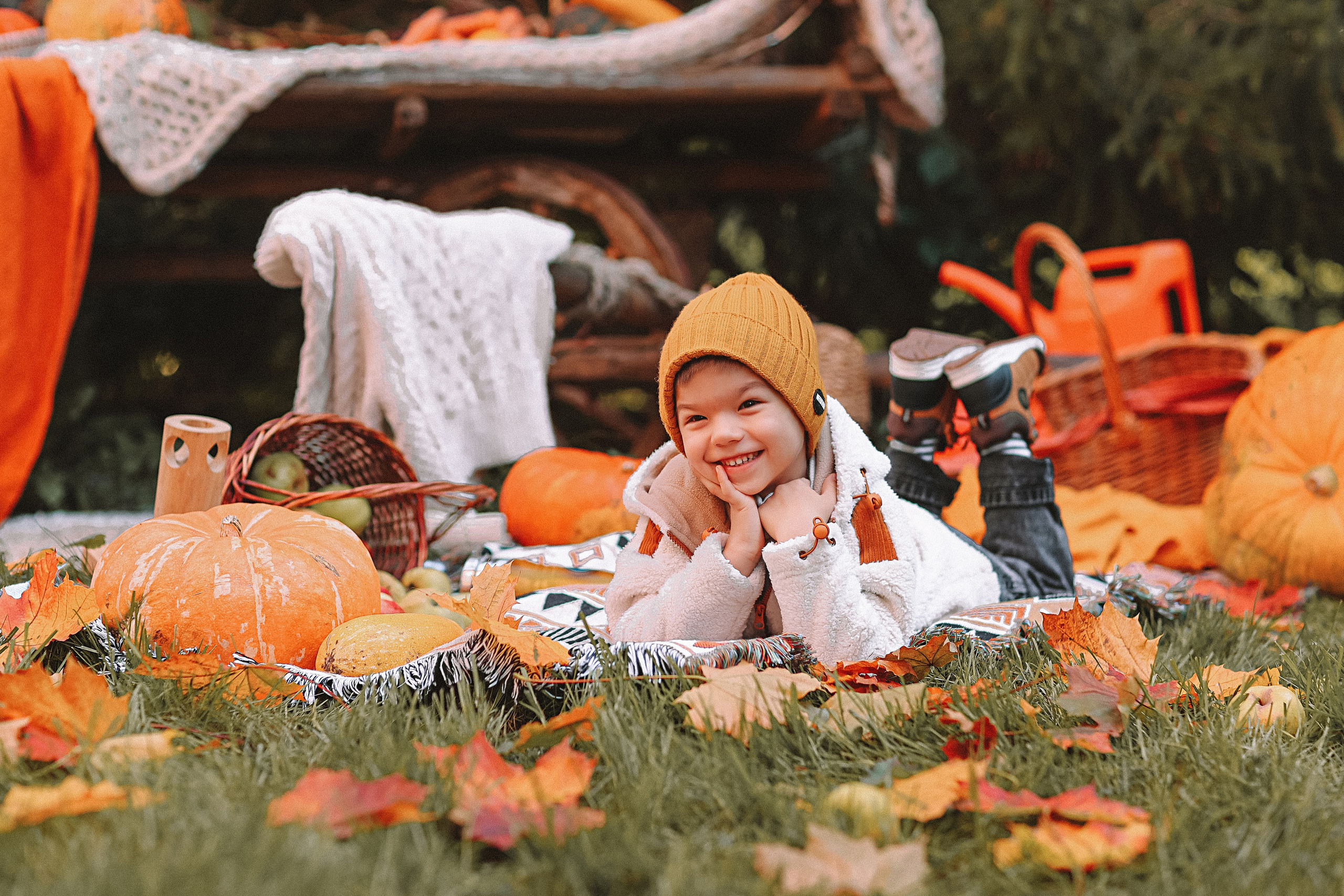 Тыквы. Семейный фотограф Тюмень, фотограф на роды Салмина Мария