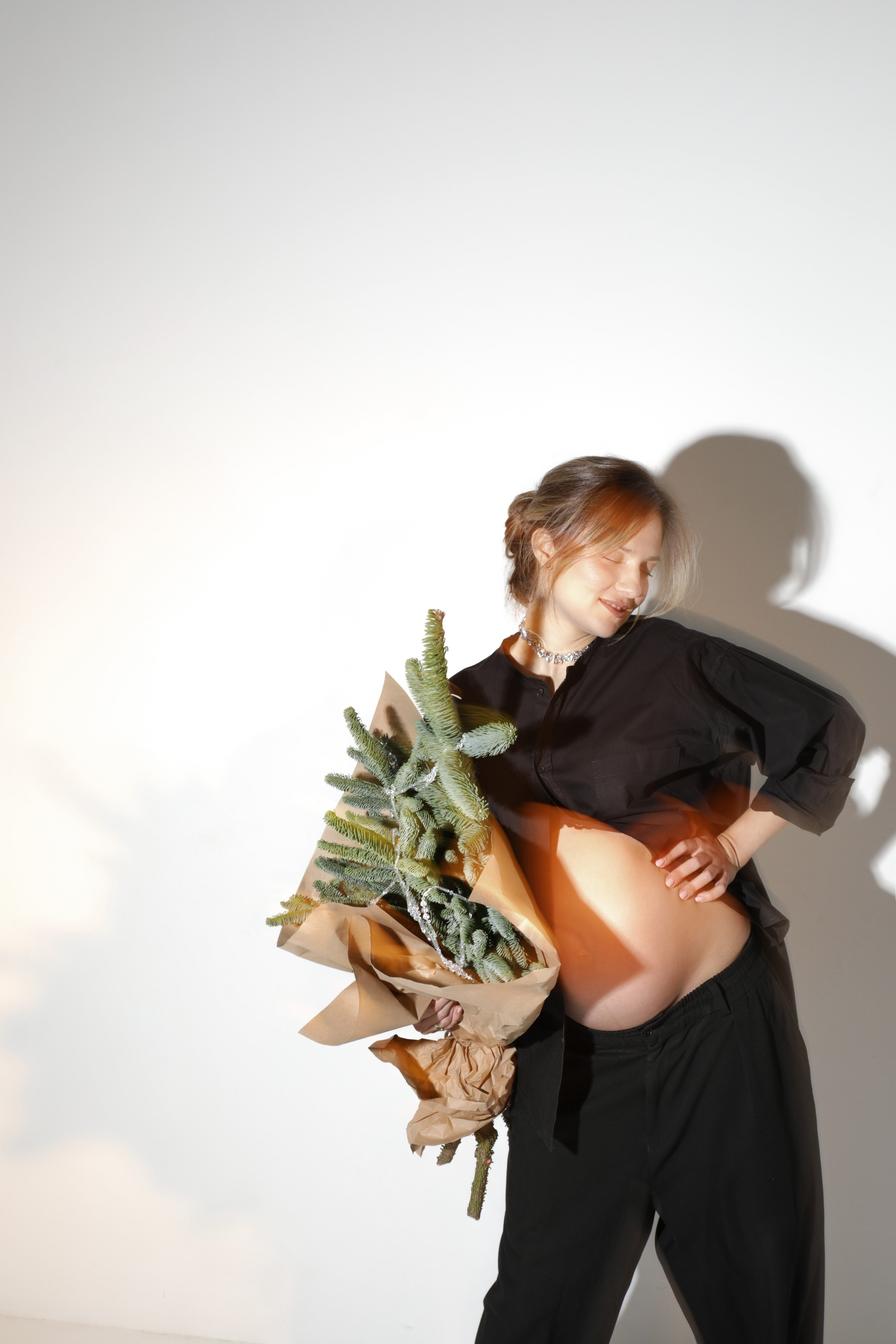 Кирилл, Настя, Рома+1. Главная