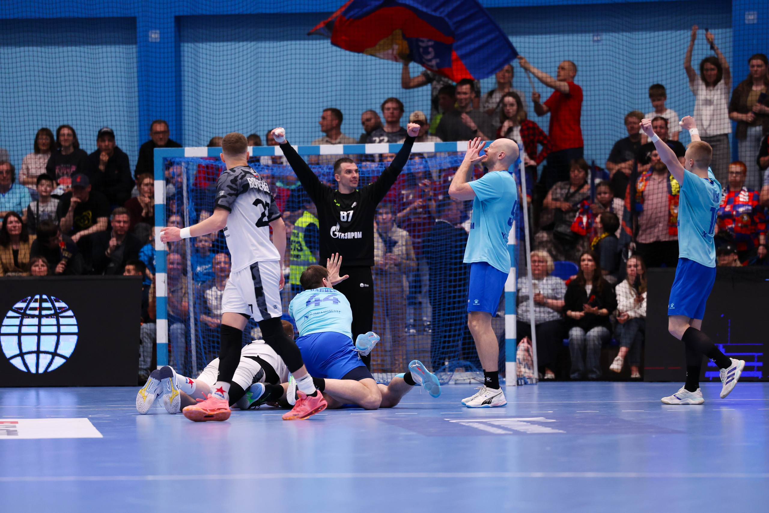 ГК Зенит — ГК ЦСКА финал ЧР2024/25 3 игра 28.05.2025. Спортивный и репортажный фотограф Антон Тереханов