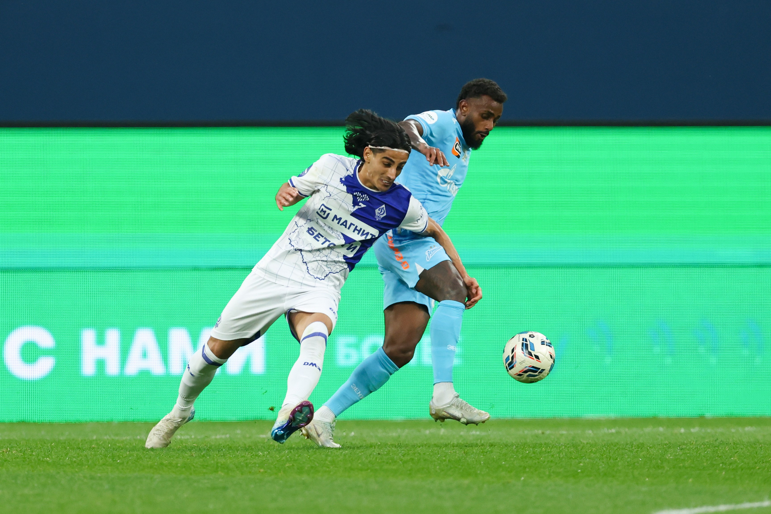 ФК «Зенит» — ФК «Динамо» Махачкала 23.08.2025. Спортивный и репортажный фотограф Антон Тереханов