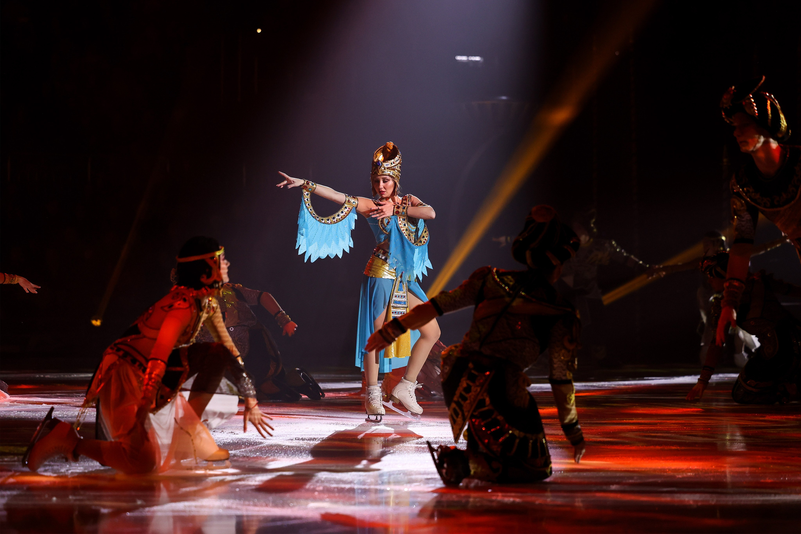 «История любви Шахеризады» шоу на льду 03.01.2024. Спортивный и репортажный фотограф Антон Тереханов