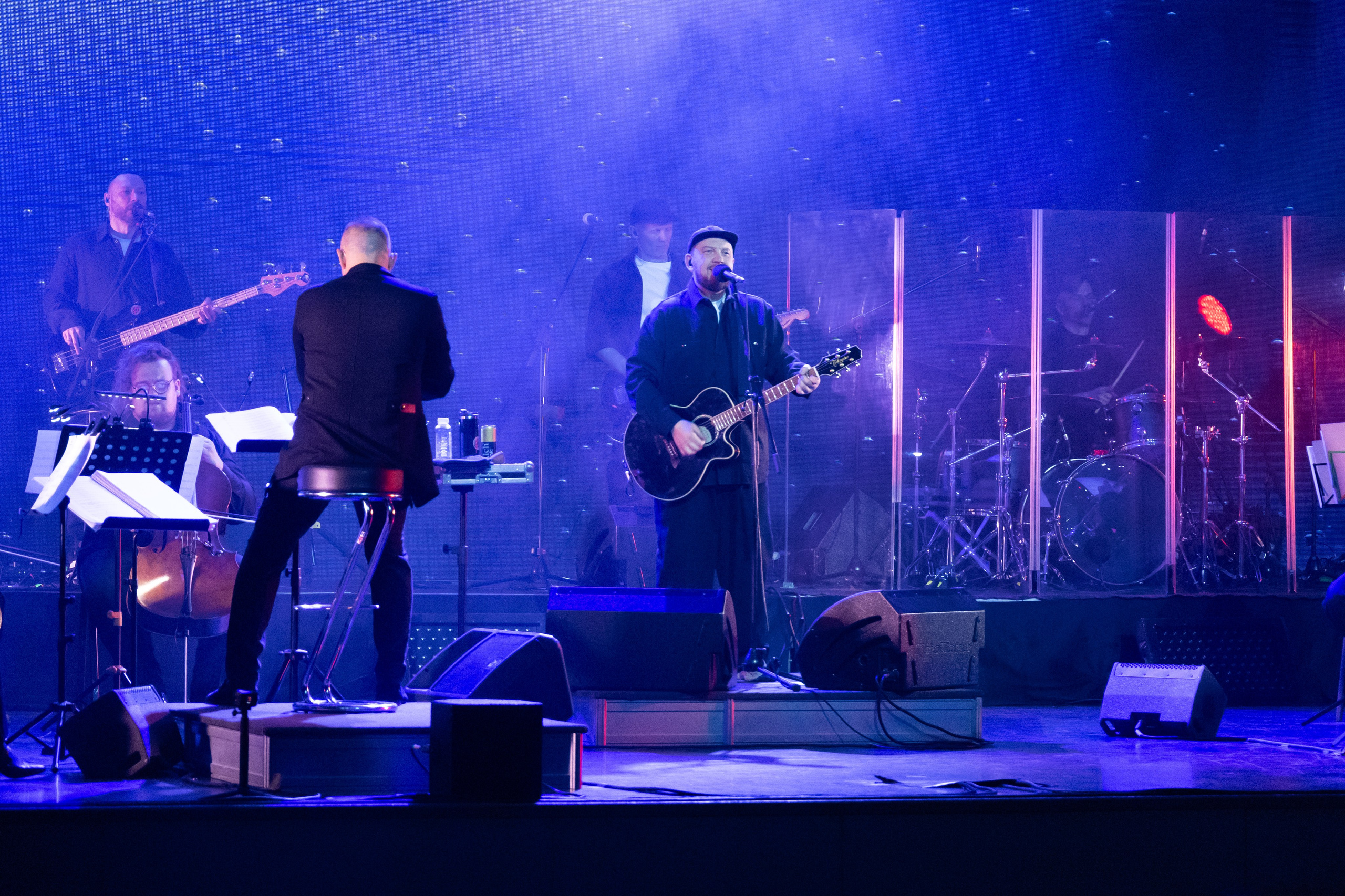 Сергей Бобунец КРАСНОЯРСК. Фотограф Красноярск съемки лавстори, фотосессия в студии, портретная съемка, творческие фотосессии