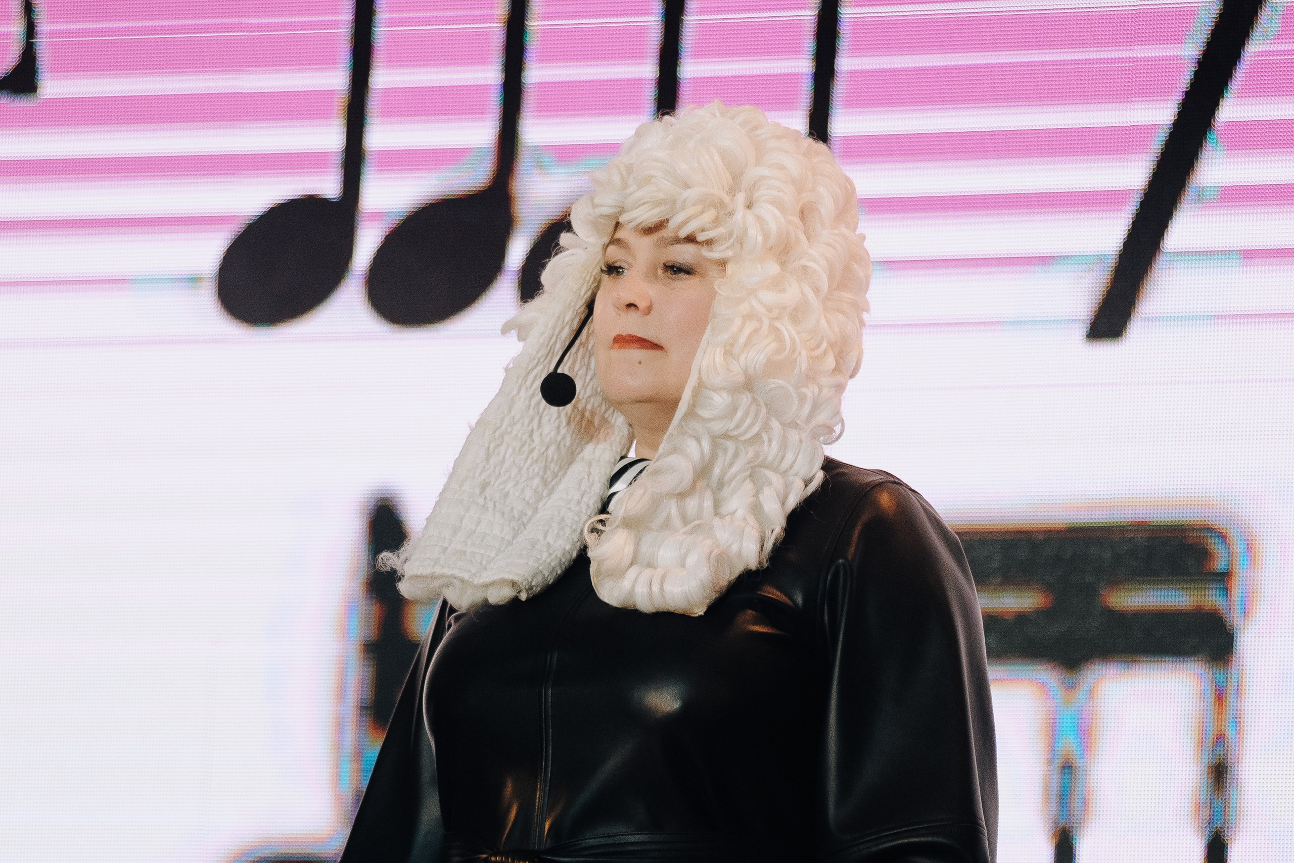 СПЕКТАКЛЬ «ВОЛШЕБНЫЕ ОЧКИ» ОПТИК-ЦЕНТР. Репортажный фотограф Зуев Роман г. Челябинск