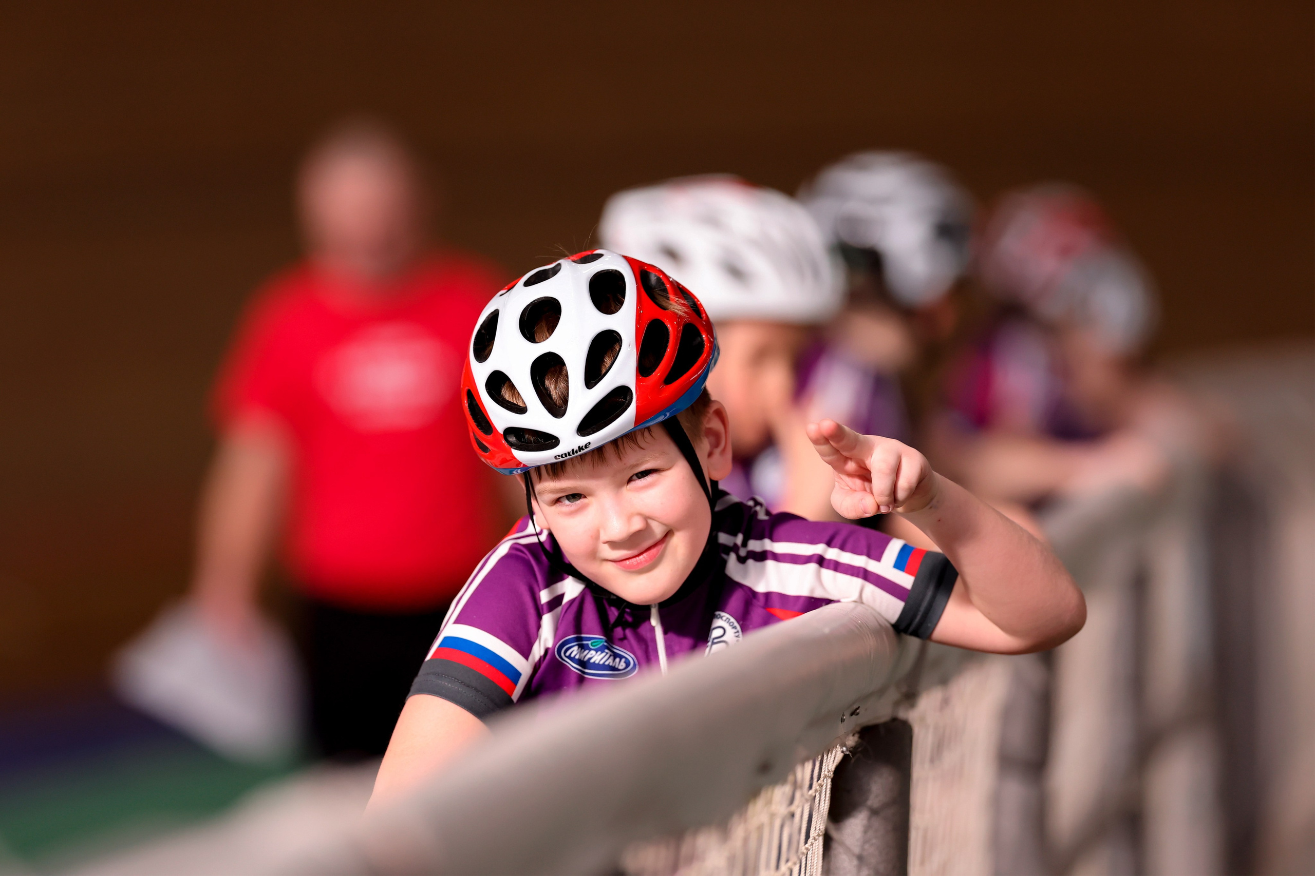 Пятый этап Региональных соревнований по велоспорту на треке (Гит, Скретч) 15.03.2025. Спортивный и репортажный фотограф Антон Тереханов