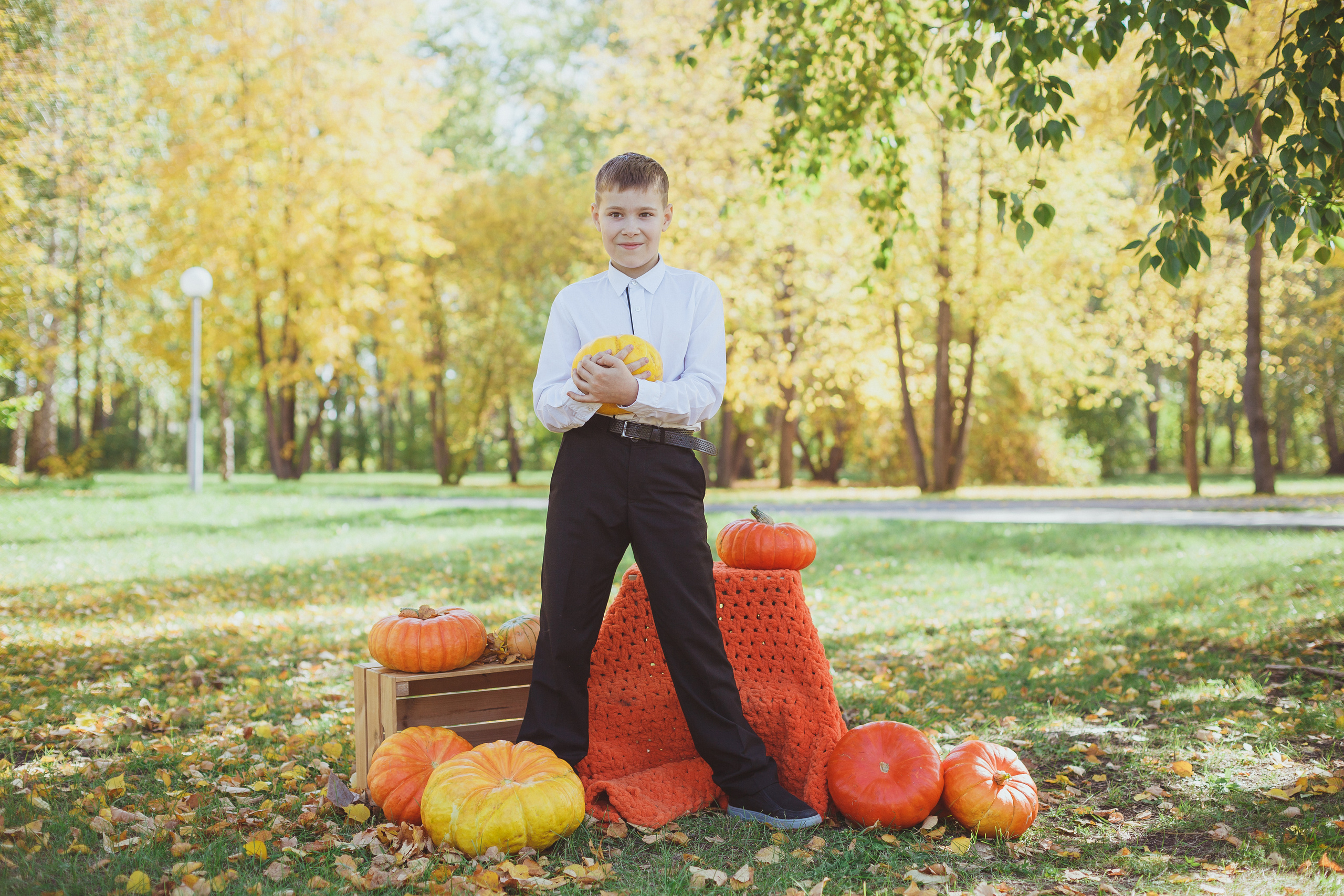 Школьная фотосессия на 31 августа. 1,2,3 сентября. Портреты детей 4-6 штук. Групповые общие 2-5 шт. Цена 450р. (1). Семейный и детский фотограф в Сухом Логу Ольга Кайгородова