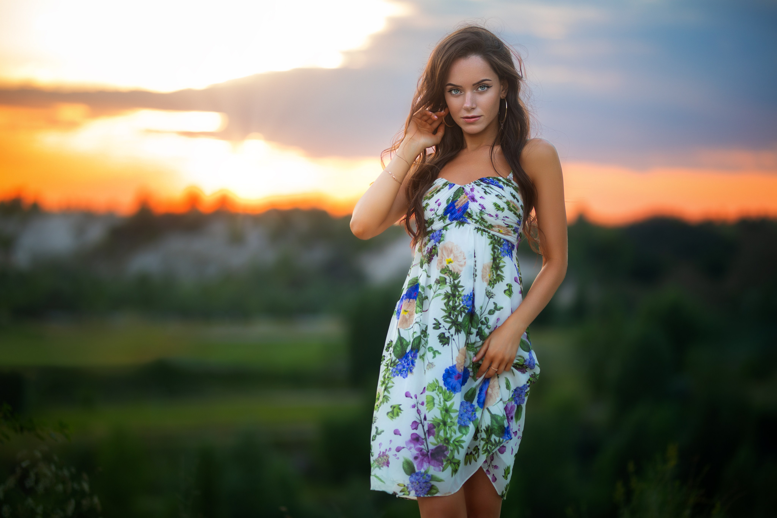 Летняя съемка с Екатериной на природе в парке Белый Колодец в формате для «себя»