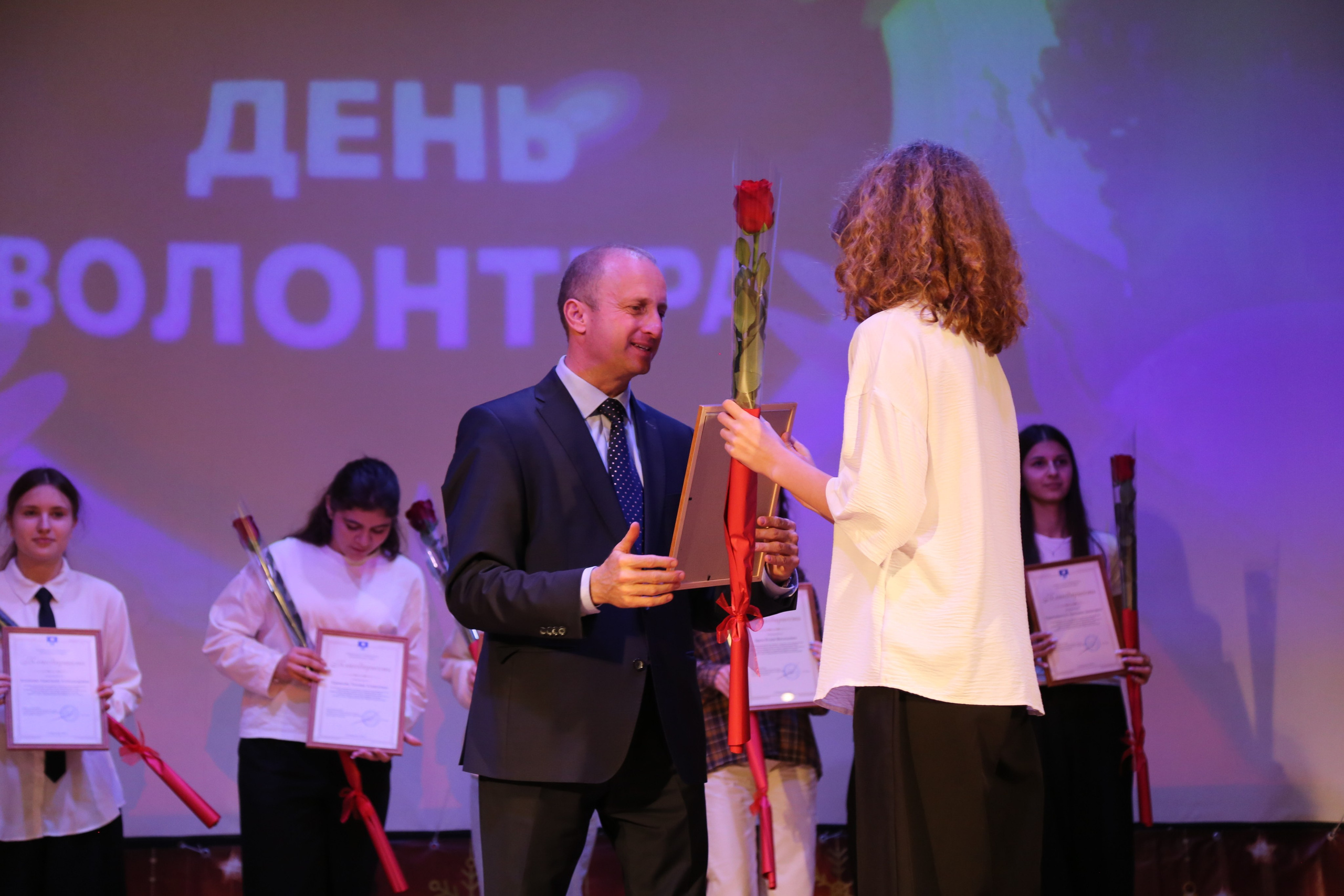 День Волонтёра. Жизнь курорта Кабардинка в фотографиях