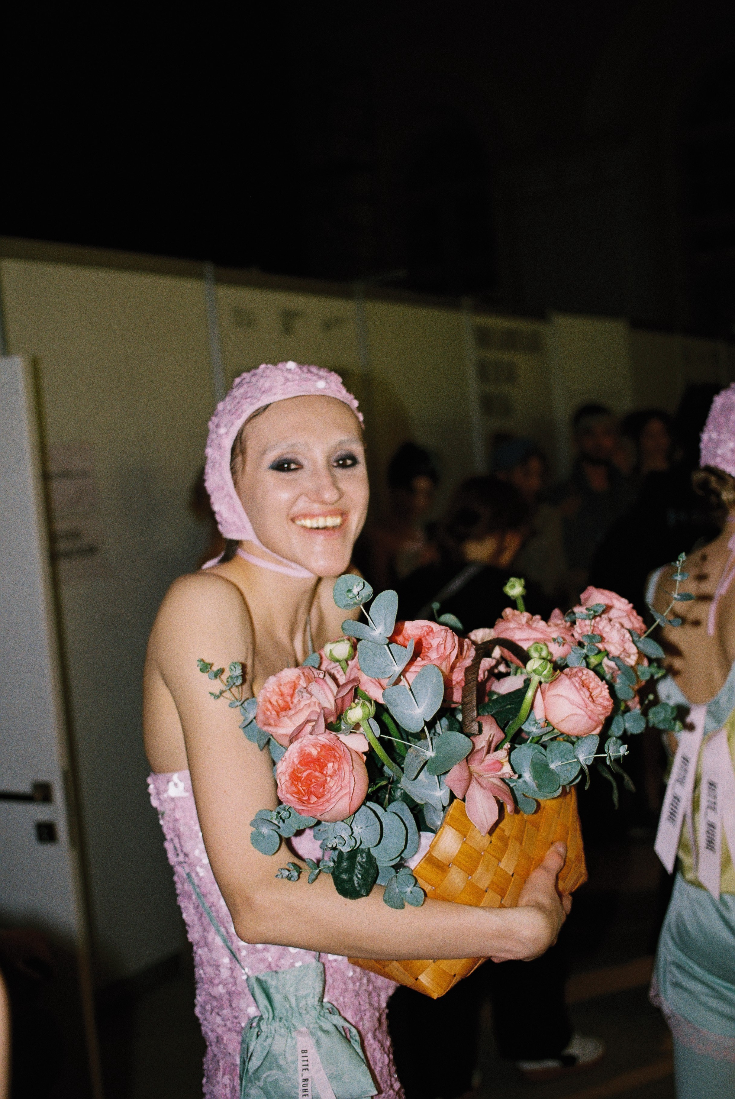 День 2. Плёночный фотограф Москва, Саша Звук