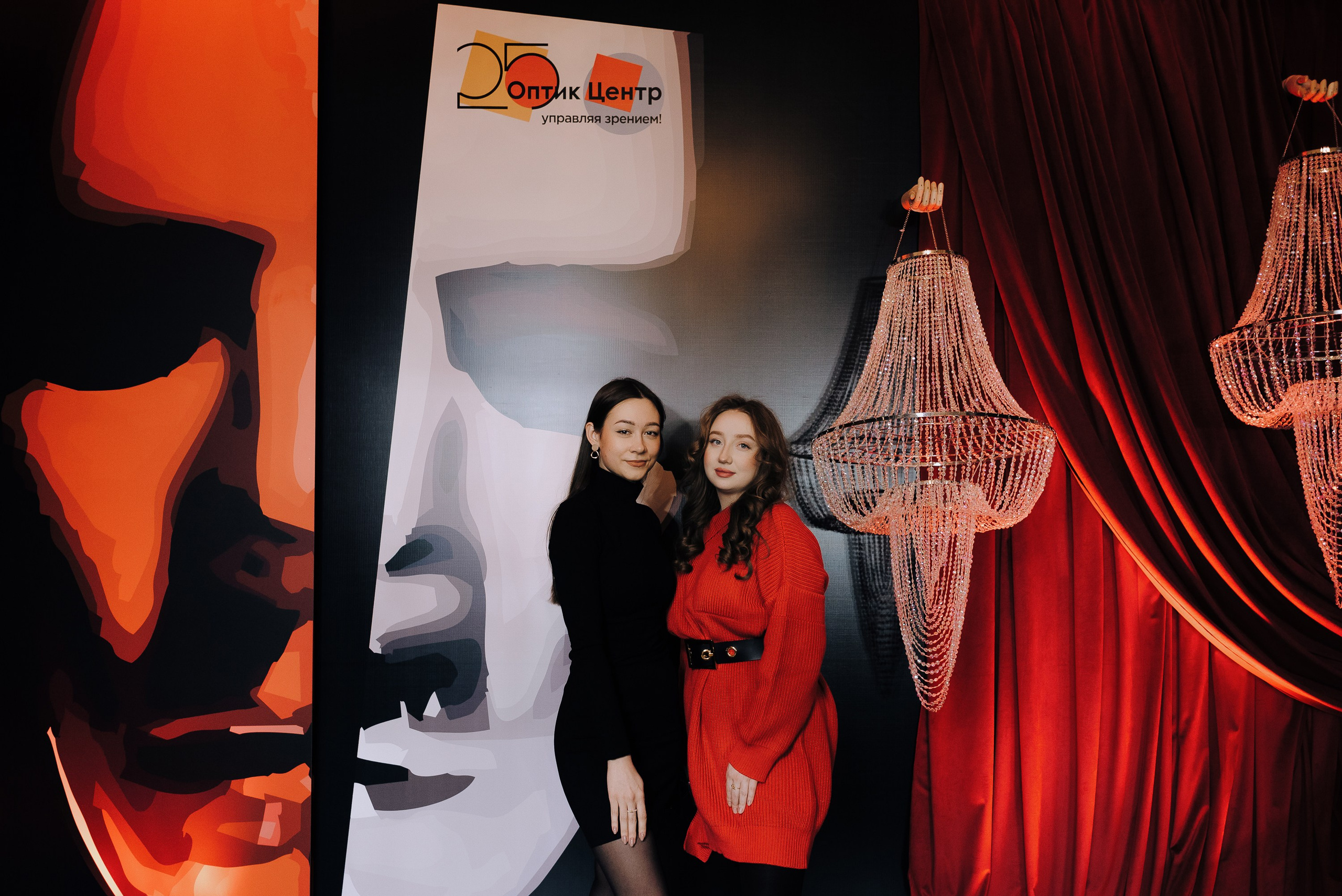 СПЕКТАКЛЬ «ВОЛШЕБНЫЕ ОЧКИ» ОПТИК-ЦЕНТР. Репортажный фотограф Зуев Роман г. Челябинск
