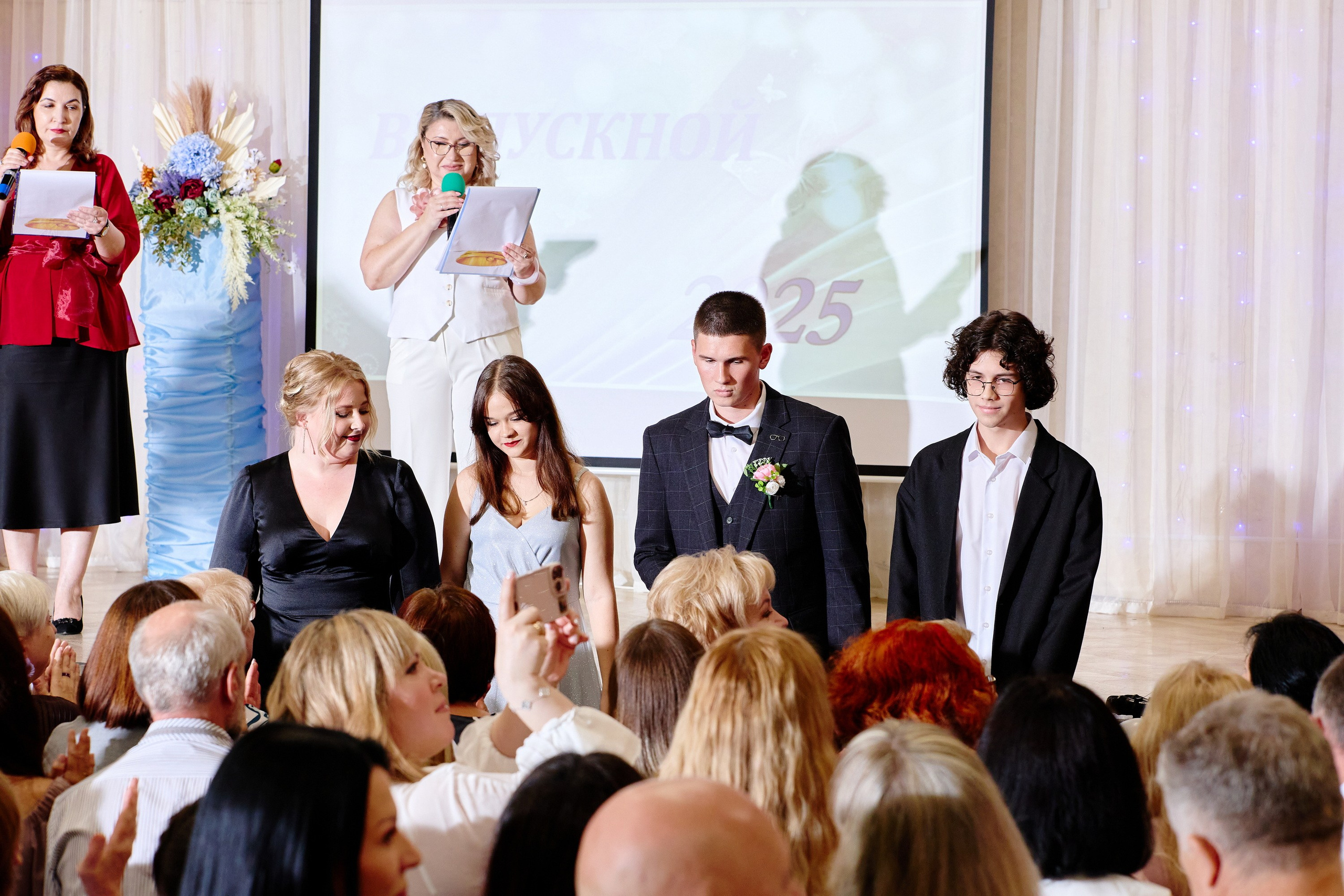 Выпускной 35 Сош. Фотограф Выпускные альбомы Таганрог Сергей Коробченко