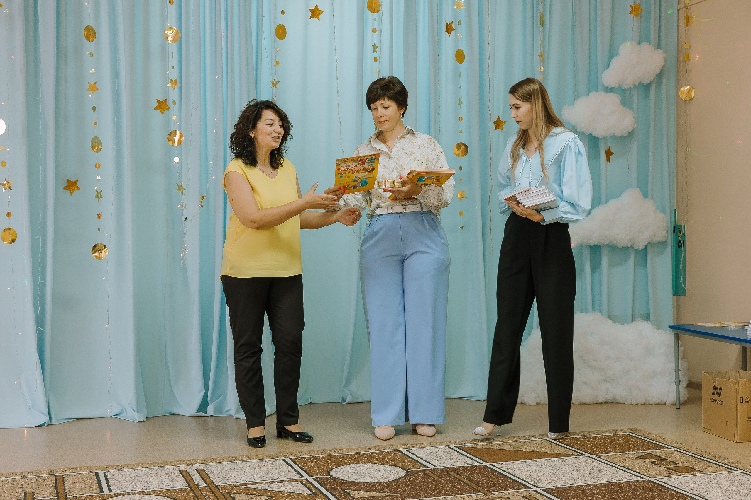 Выпускной в ДС -29. Выпускные альбомы Натальи Бутко: Новороссийск, Анапа, Геленджик