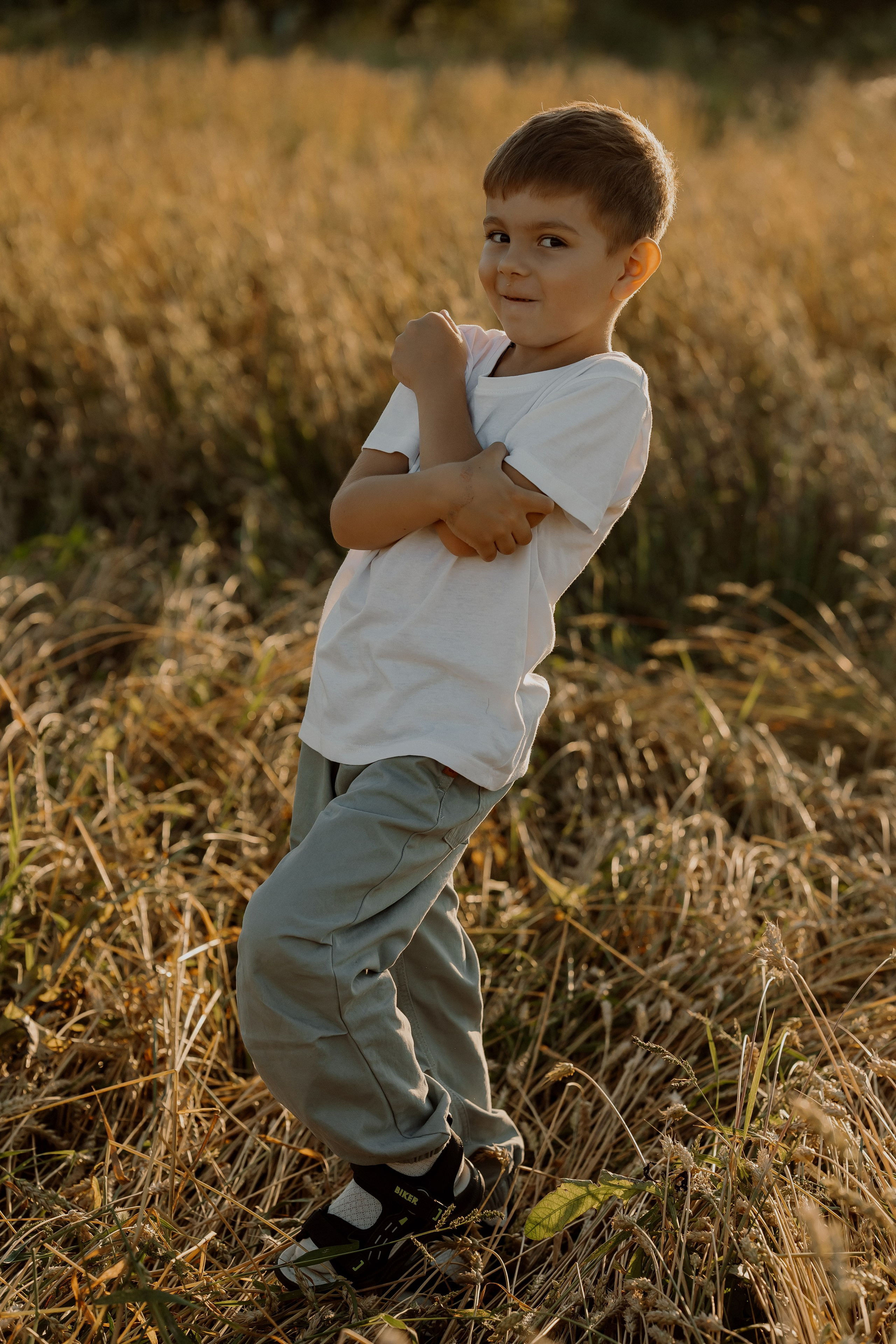Съемка с внуками. Свадебный и индивидуальный фотограф в Суворове Клюева Мария
