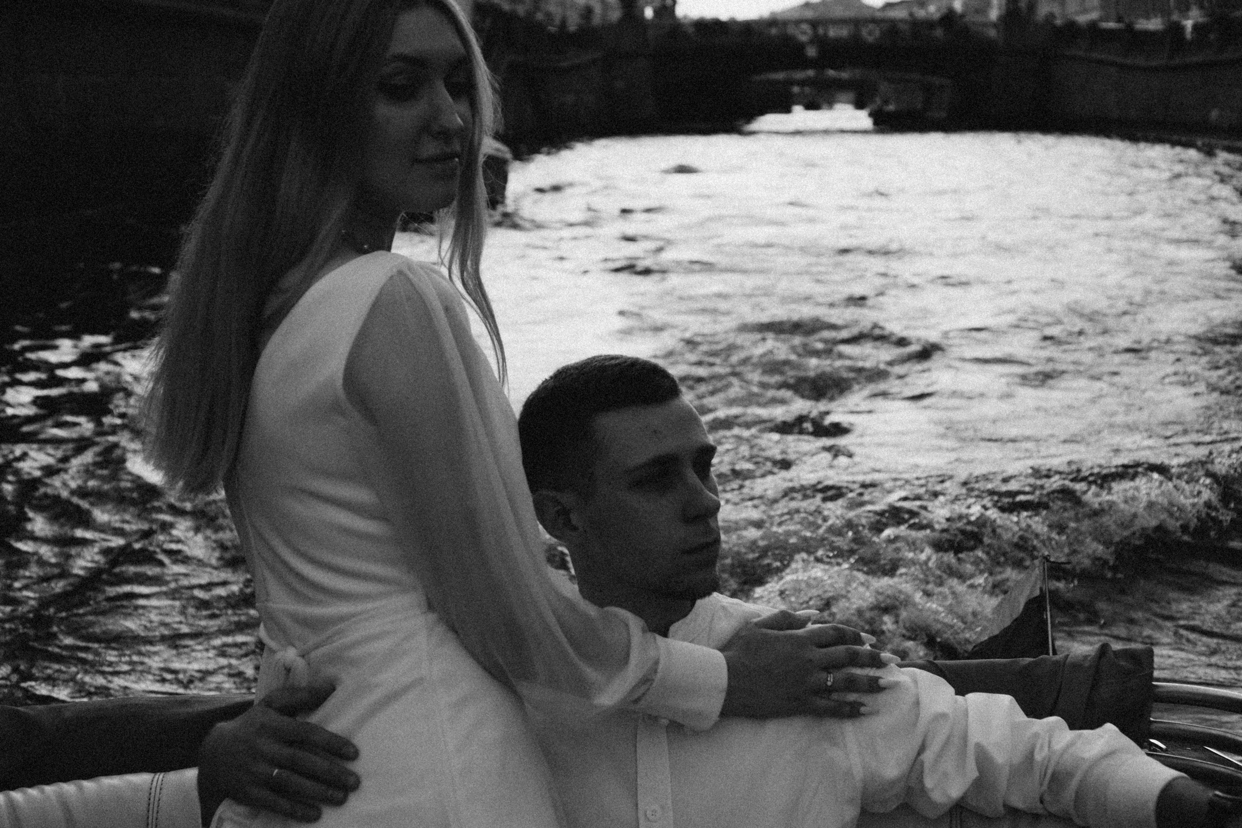 СВАДЕНБНАЯ СЬЕМКА НА КАТЕРЕ ПО КАНАЛАМ САНКТ-ПЕТЕРБУРГА И В АКВАТОРИИ НЕВЫ. Профессиональный фотограф, Санкт-Петербург — Виктория Богомолова