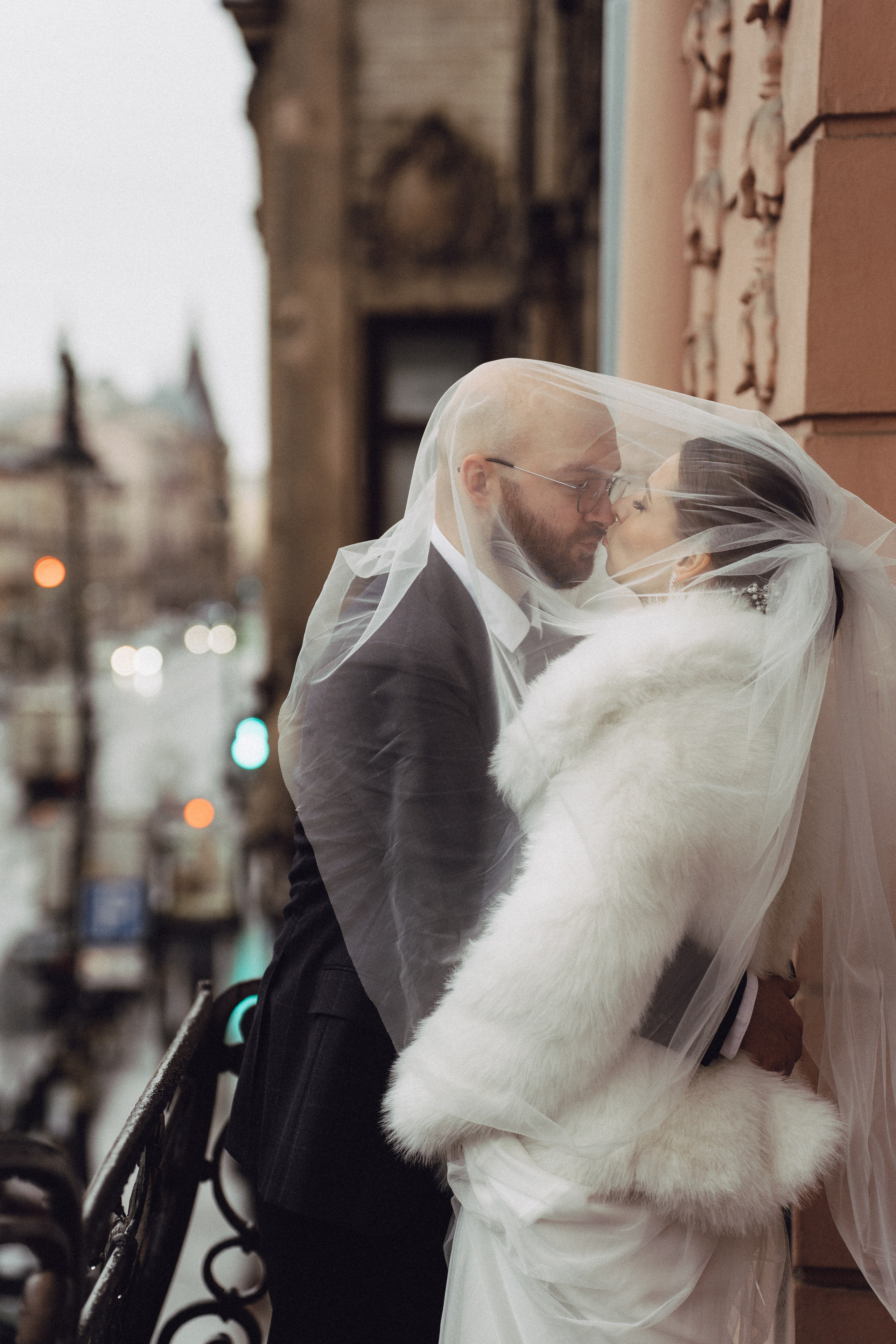 СВАДЕБНАЯ СЬЕМКА ВО ВТОРОМ ДВОРЦЕ (ДЕКАБРЬ) ТАКЖЕ СЬЕМКА В СТУДИИ НА ЧЕРНЫШЕВСКОЙ. Профессиональный фотограф, Санкт-Петербург — Виктория Богомолова