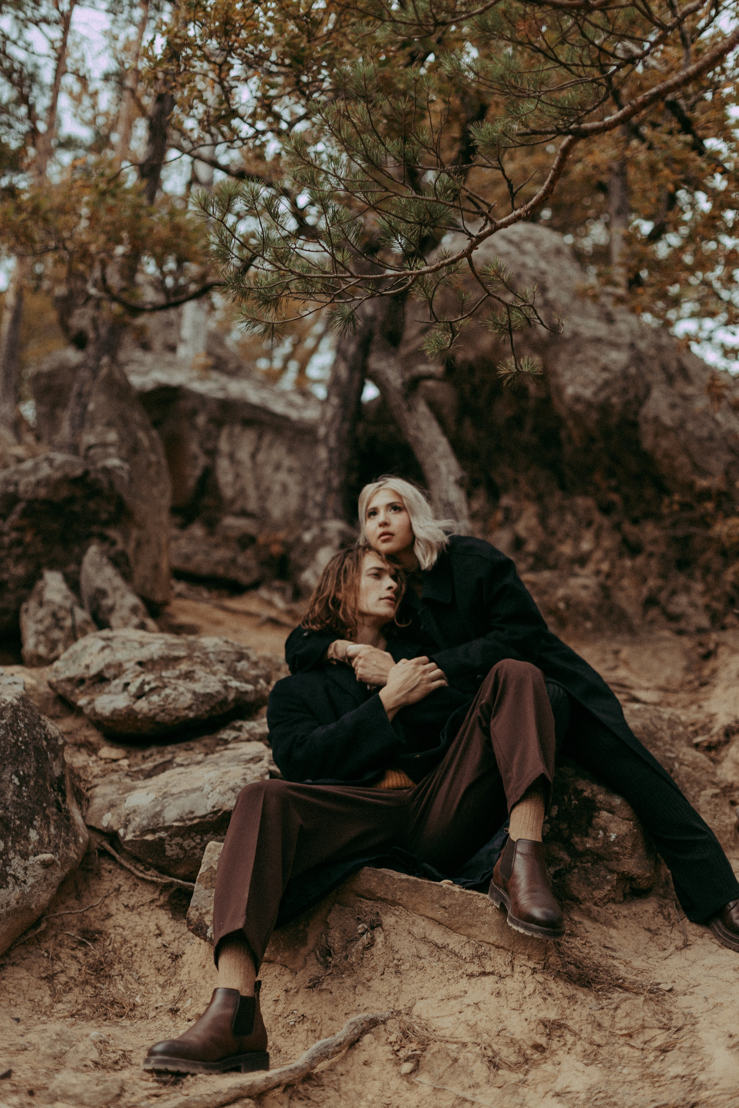 Услуги свадебного фотографа: съемка церемонии, прогулки, банкета. Теплые и стильные фотографии, сохранение эмоций. Красивые кадры для альбома: портреты, детали, атмосфера вашего дня.