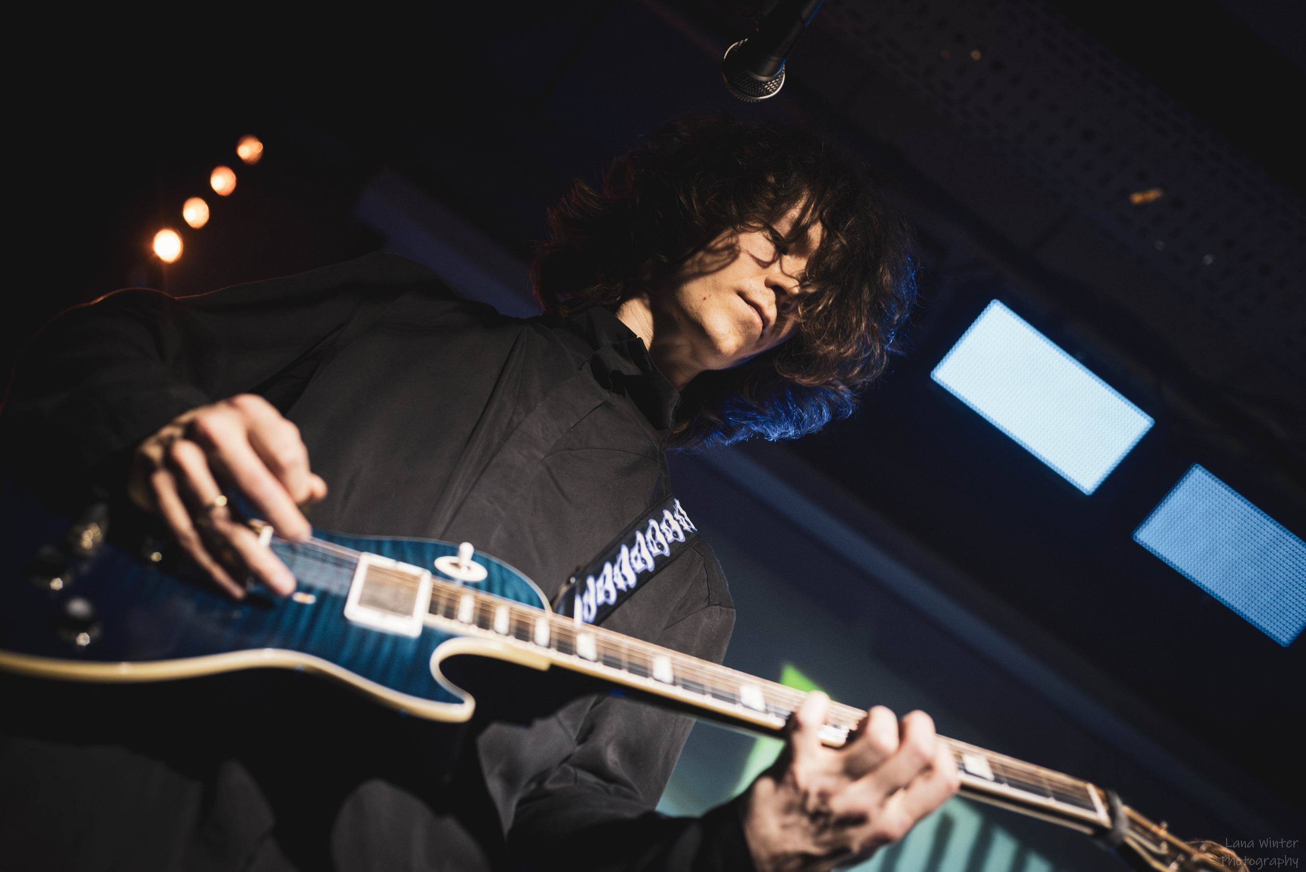 Площадь Восстания (8 марта 2025 года, Москва, клуб Техника Безопасности). Фотограф Светлана Блинова, Москва и Московская область