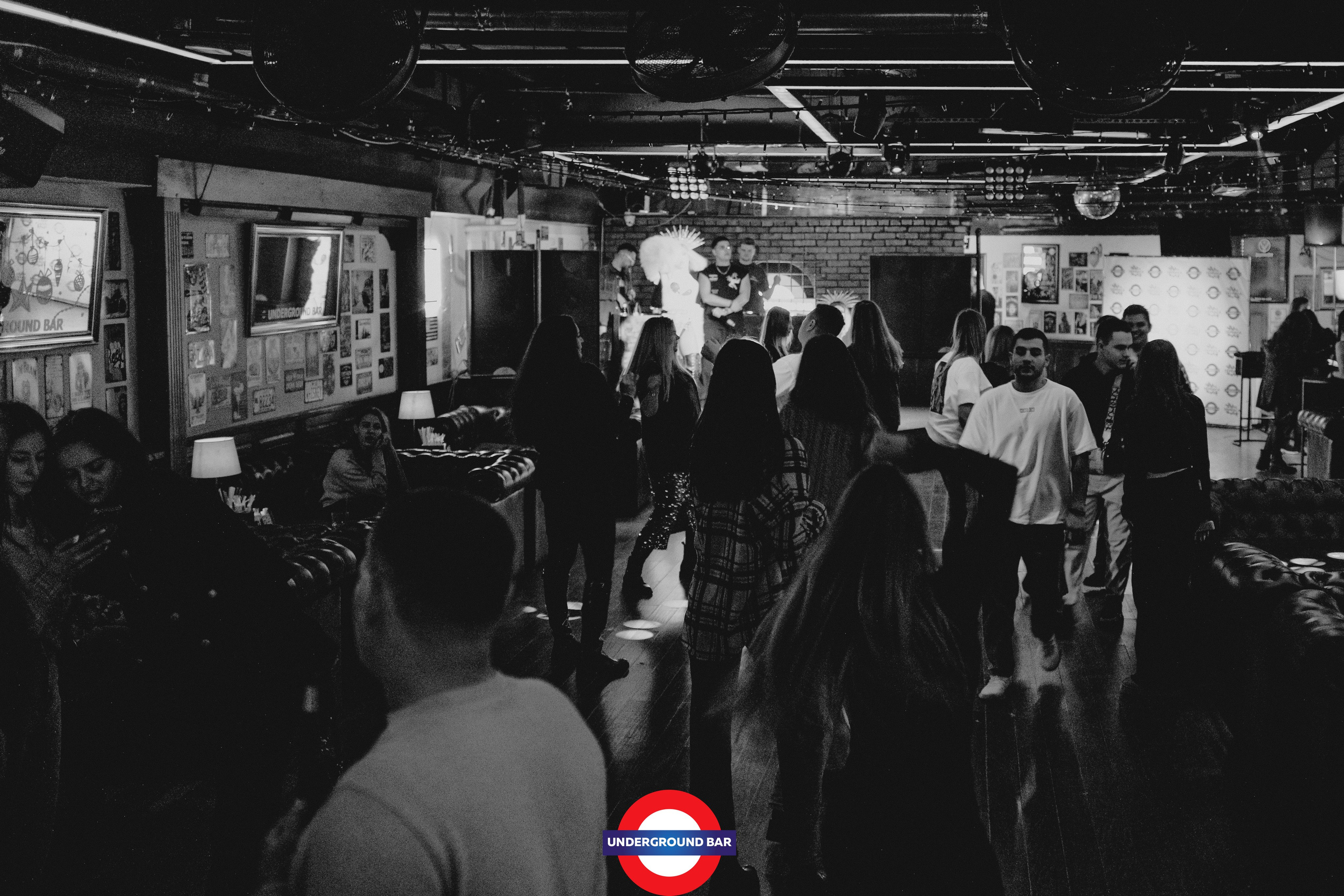 Ночной клуб. Max Vegas