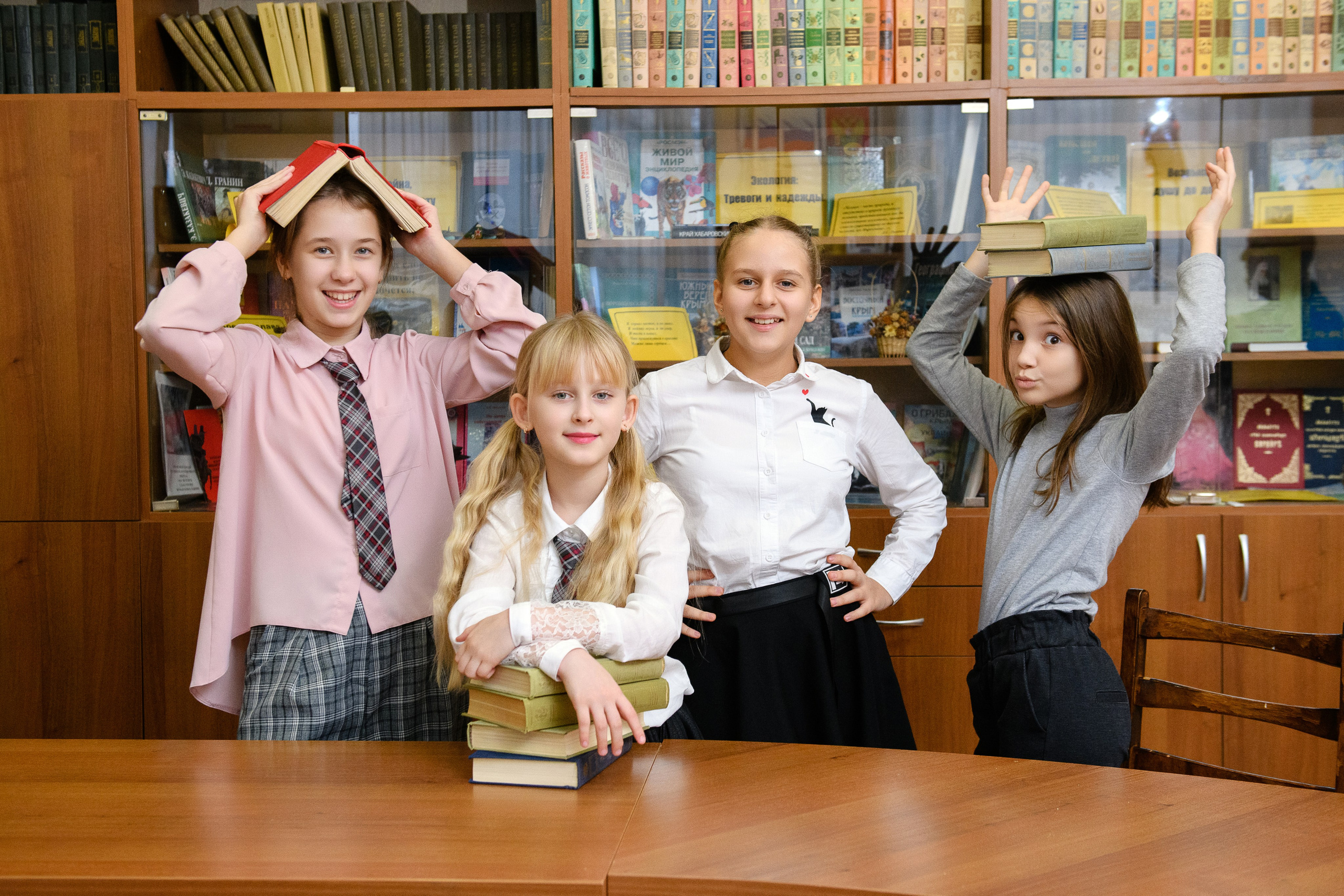 Выпускники 4 класса. Фотограф Ирина Сахарчук Выпускные альбомы для детского сада и школы