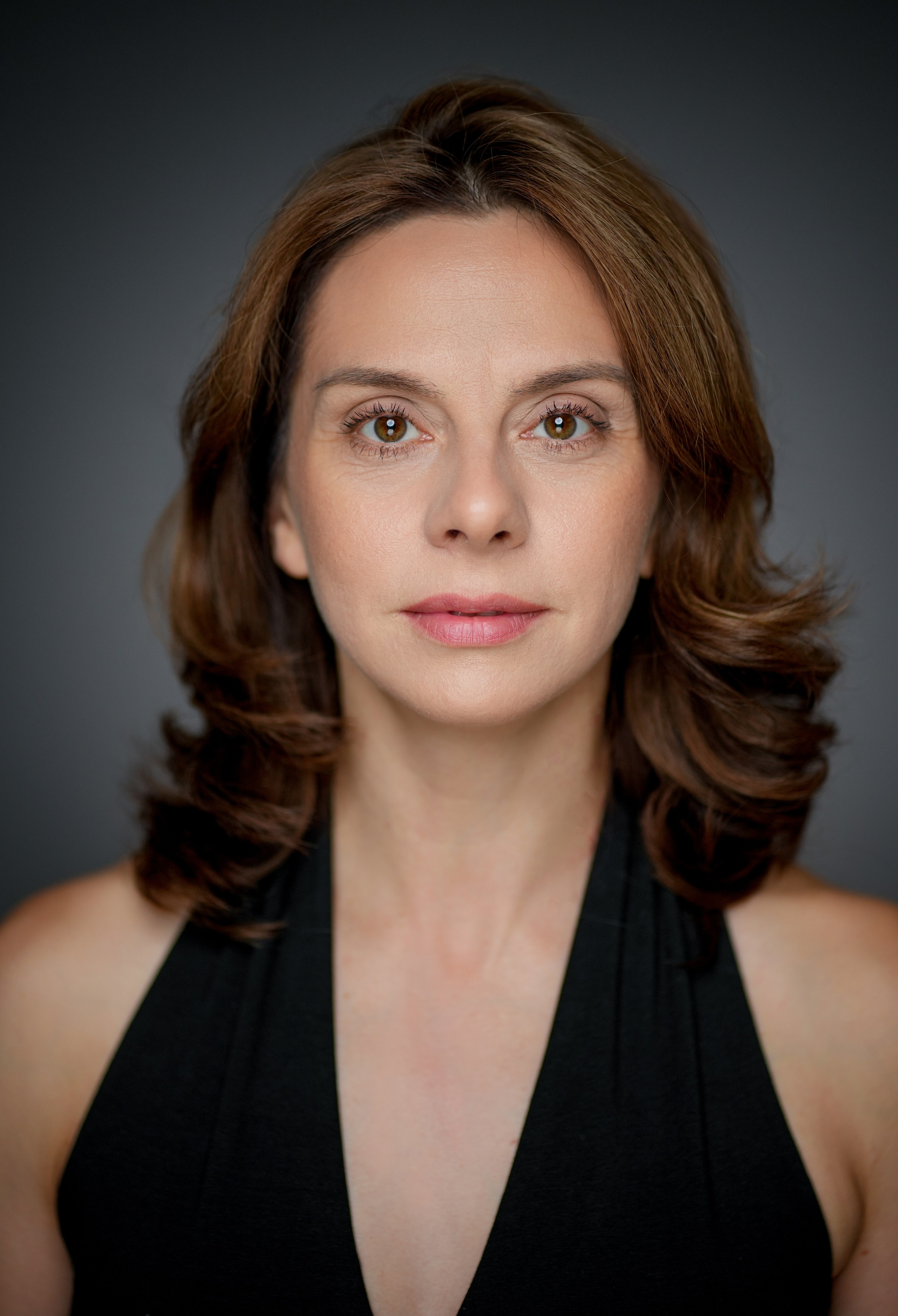 Актриса Елена Исаева. Портретная съемка в Москве, студийный фотограф Игорь Фомин