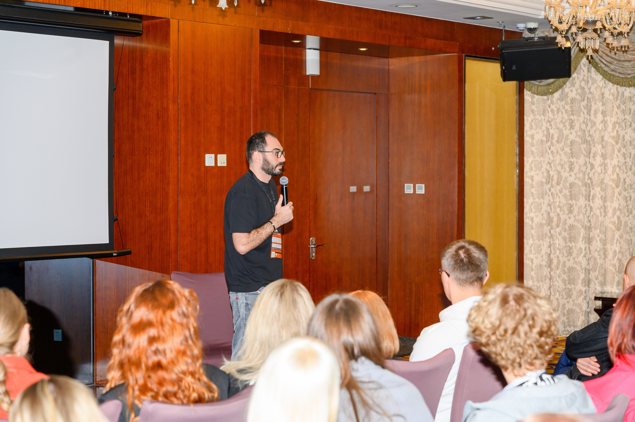 Репортажная съемка с открытия магазина. Фотоуслуги, услуги фотографа, фотографирование важных событий