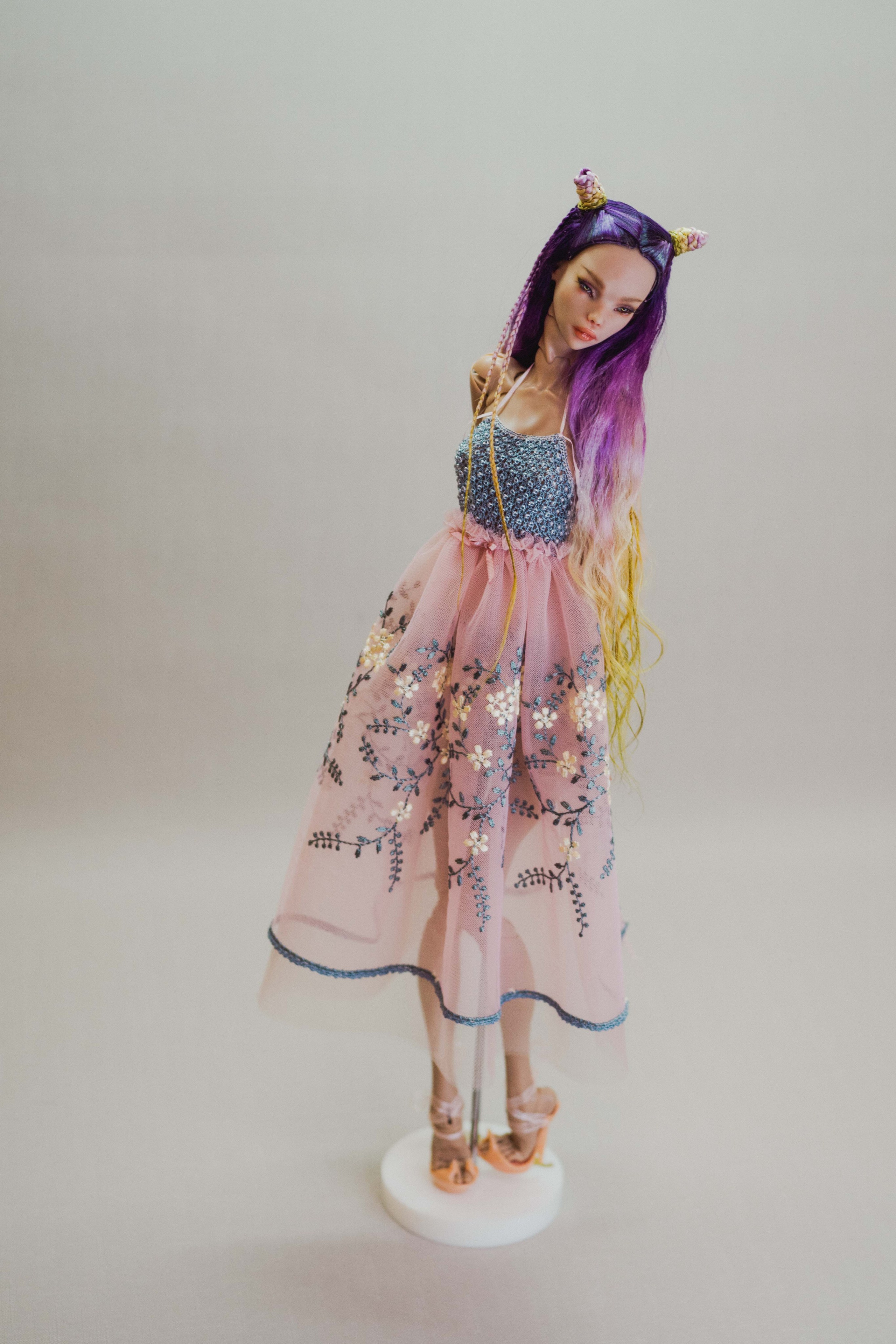 2023 и ранее. Ombra di seta — эксклюзивная одежда ручной работы для авторских кукол