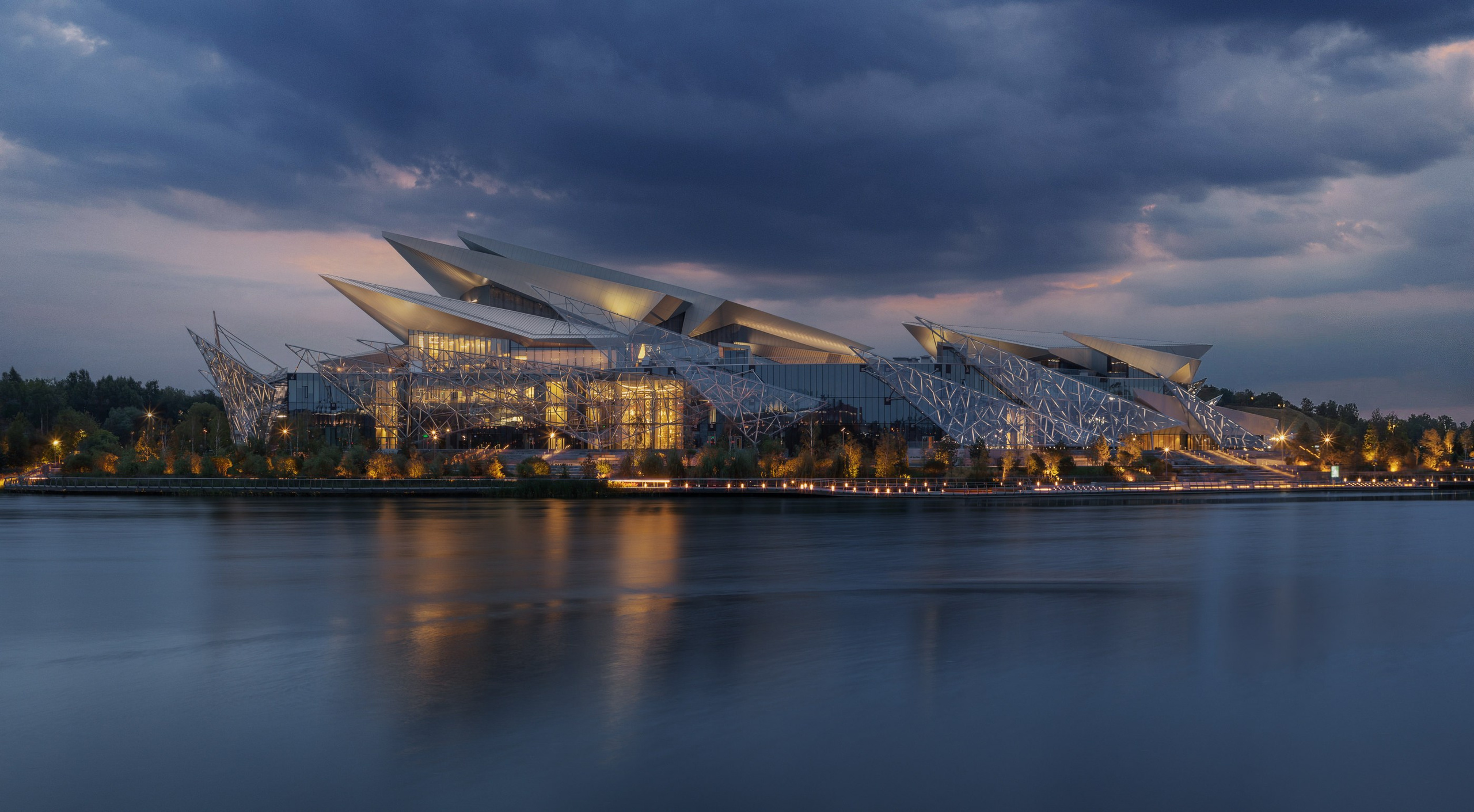 City and architectural portfolio of photographer Vadim Sherbakov. Vadim Sherbakov Portfolio