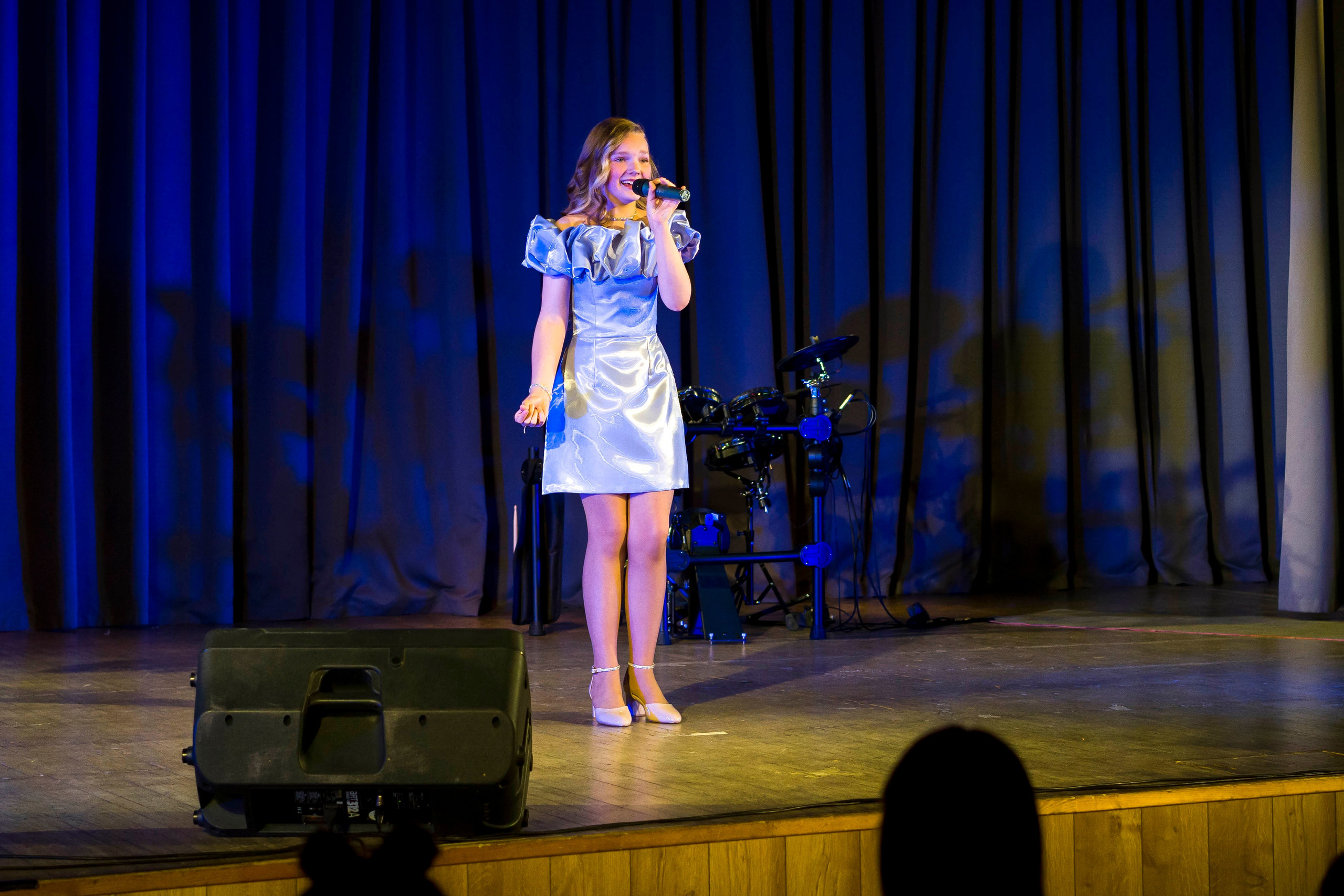 Концерт вокальной студии. Фотограф в Санкт-Петербурге. Репортажная и все съёмки для бизнеса