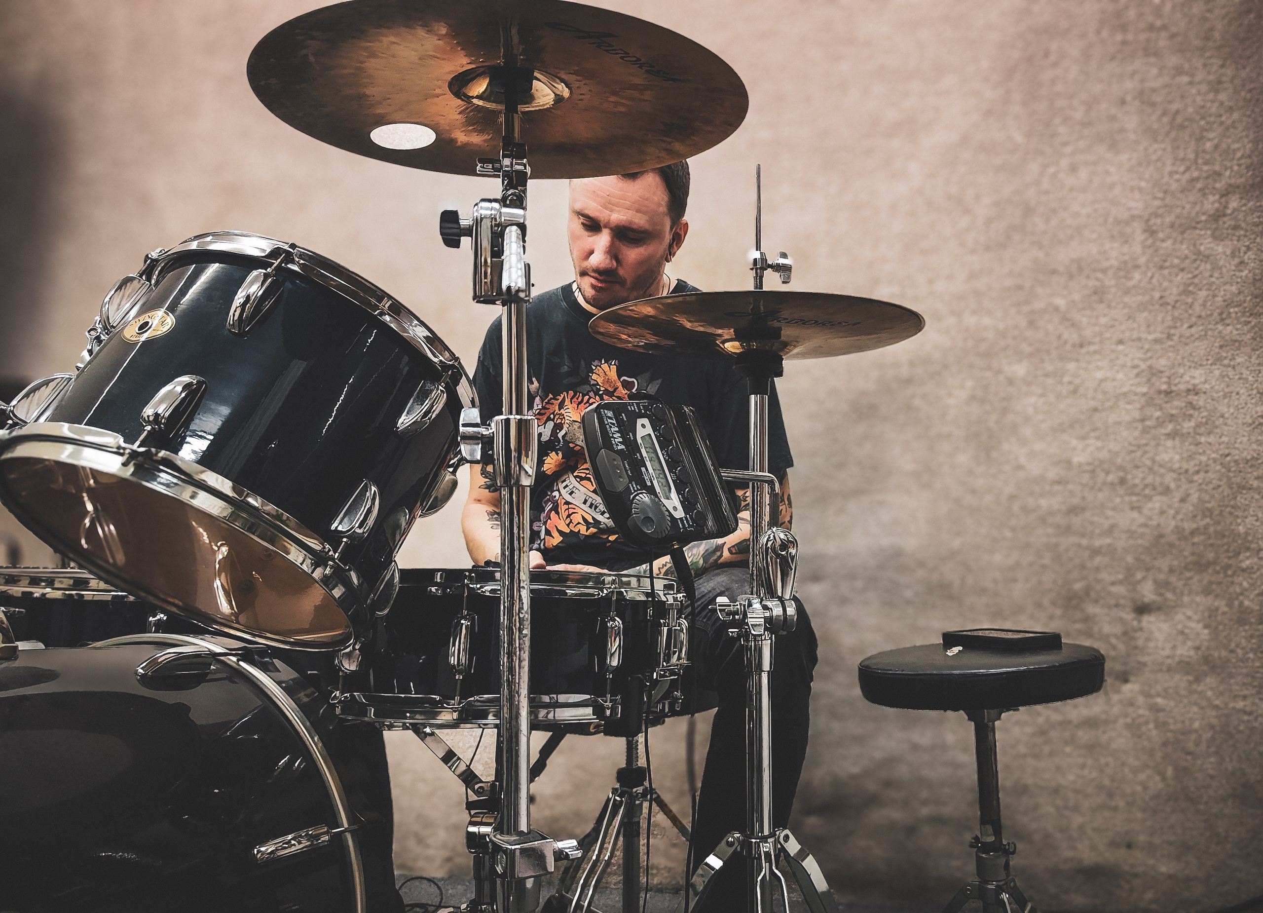 Репетиция рок-группы. Фотограф репортажей и стритфотосессий в Москве Людмила Смирнова