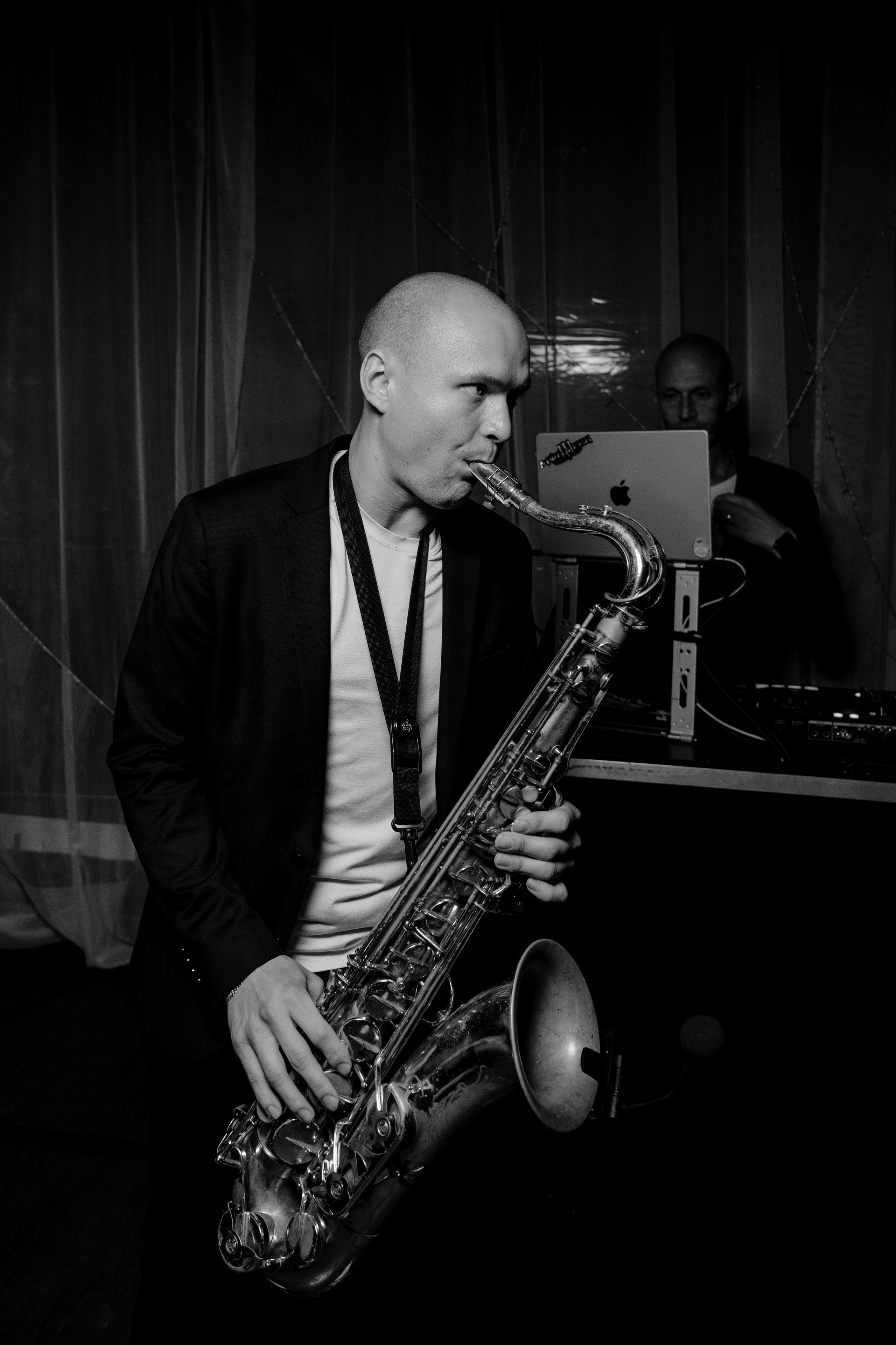 День рождения в шатре на водохранилище. Репортажный фотограф Москва Сергей Дружинин