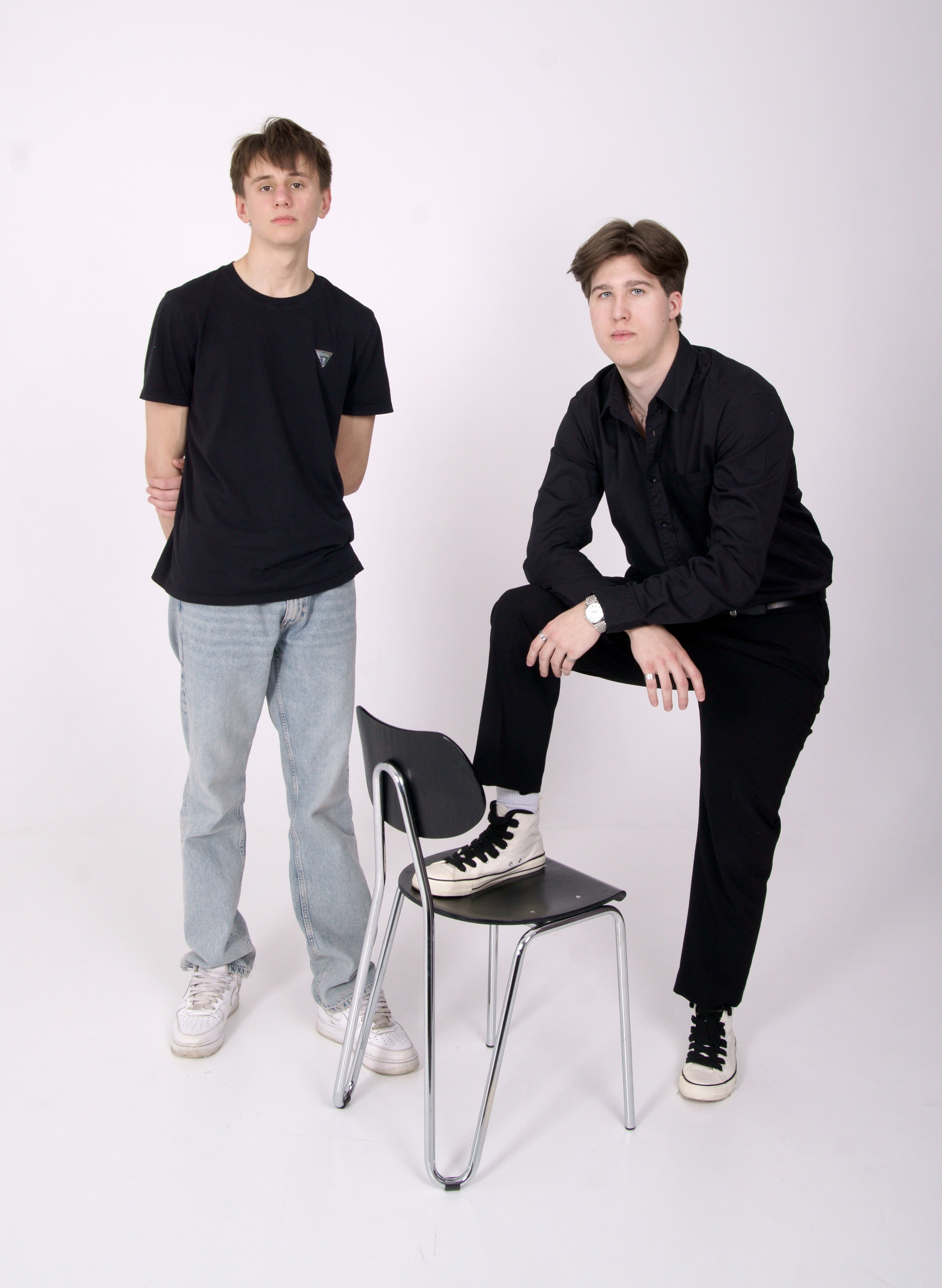 Студийная фотосессия выпускников 9,11 классов в Иркутске