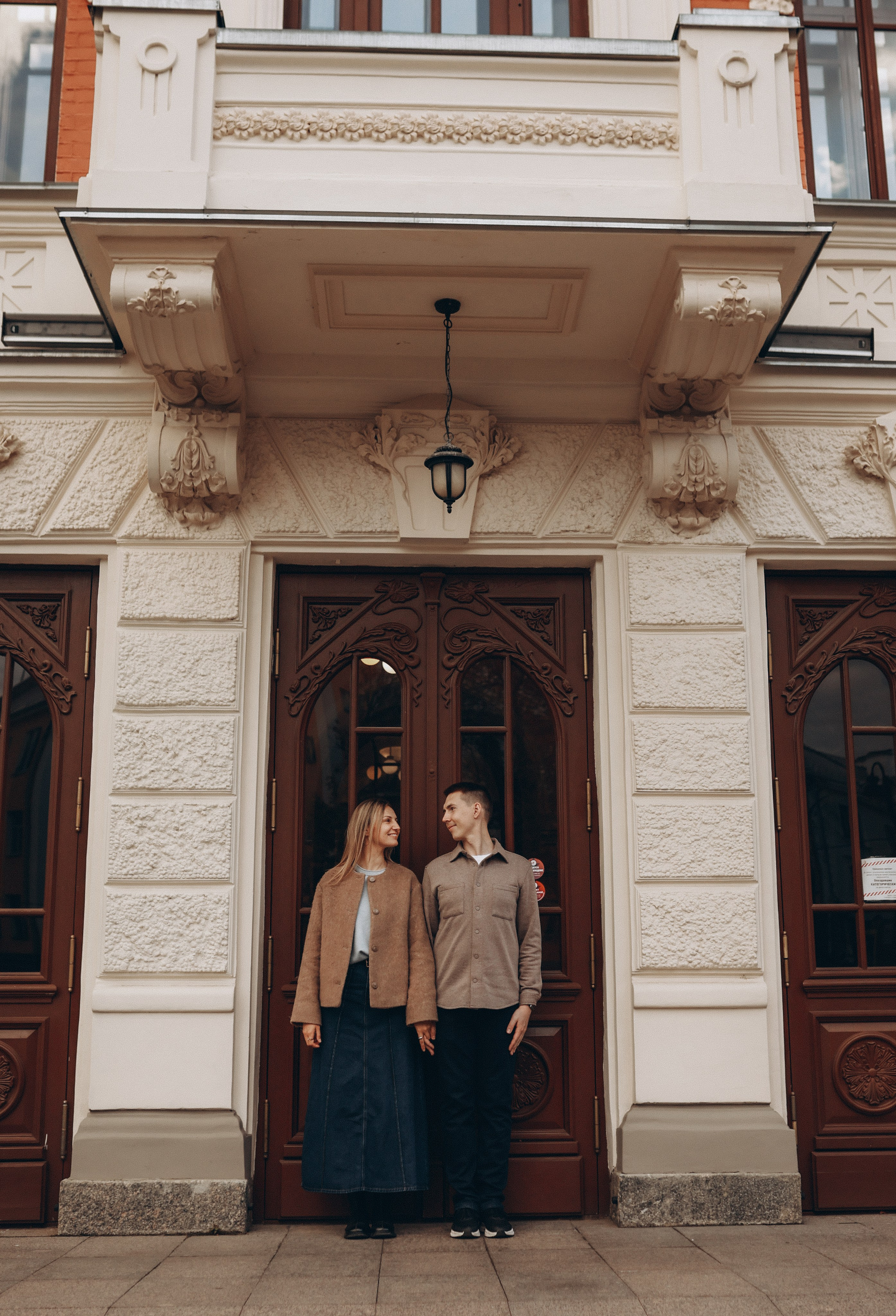 Lovestory фотосессия фотосессия пары камерная свадьба свадьба для двоих. Семейный фотограф Виолетта Ватман