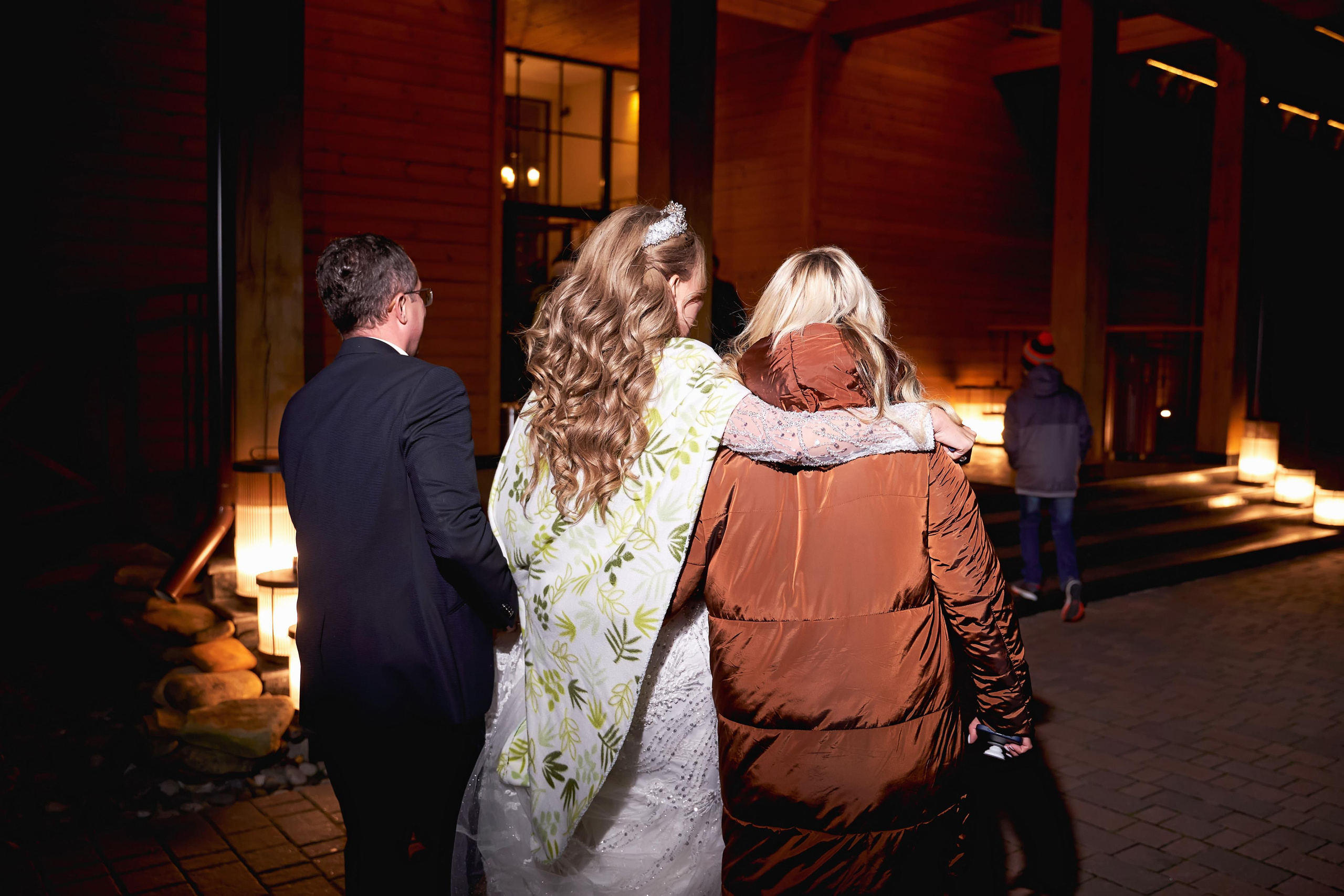 Звёздный свадебный приём в Москве. ТВИНС СТУДИО фото и видео. ТВИНС СТУДИО — лучшие свадебные фотографы и видеографы в Краснодаре