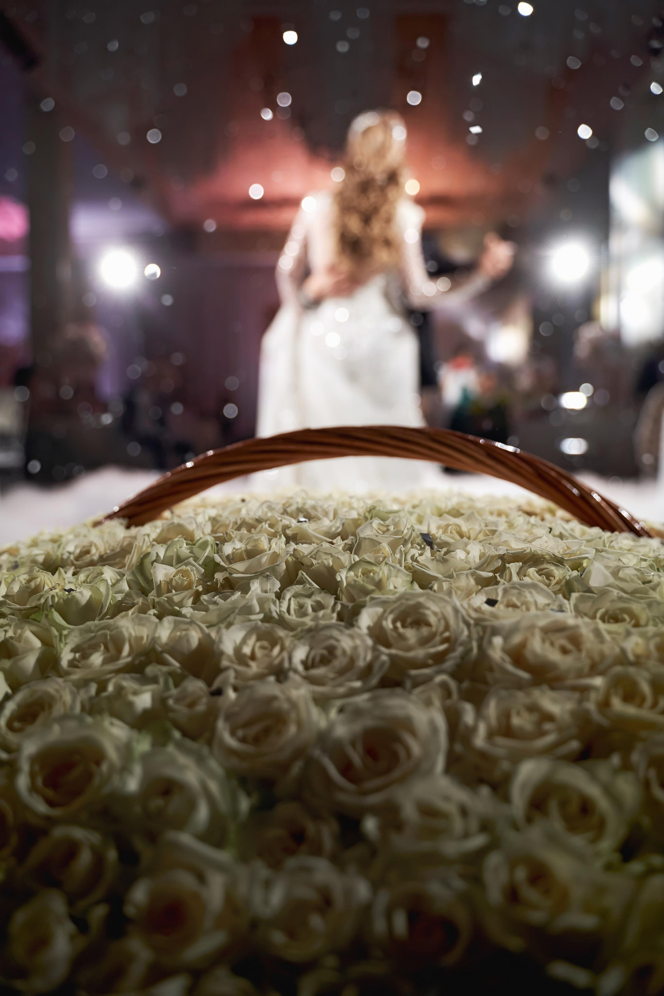 Звёздный свадебный приём в Москве. ТВИНС СТУДИО фото и видео. ТВИНС СТУДИО — лучшие свадебные фотографы и видеографы в Краснодаре