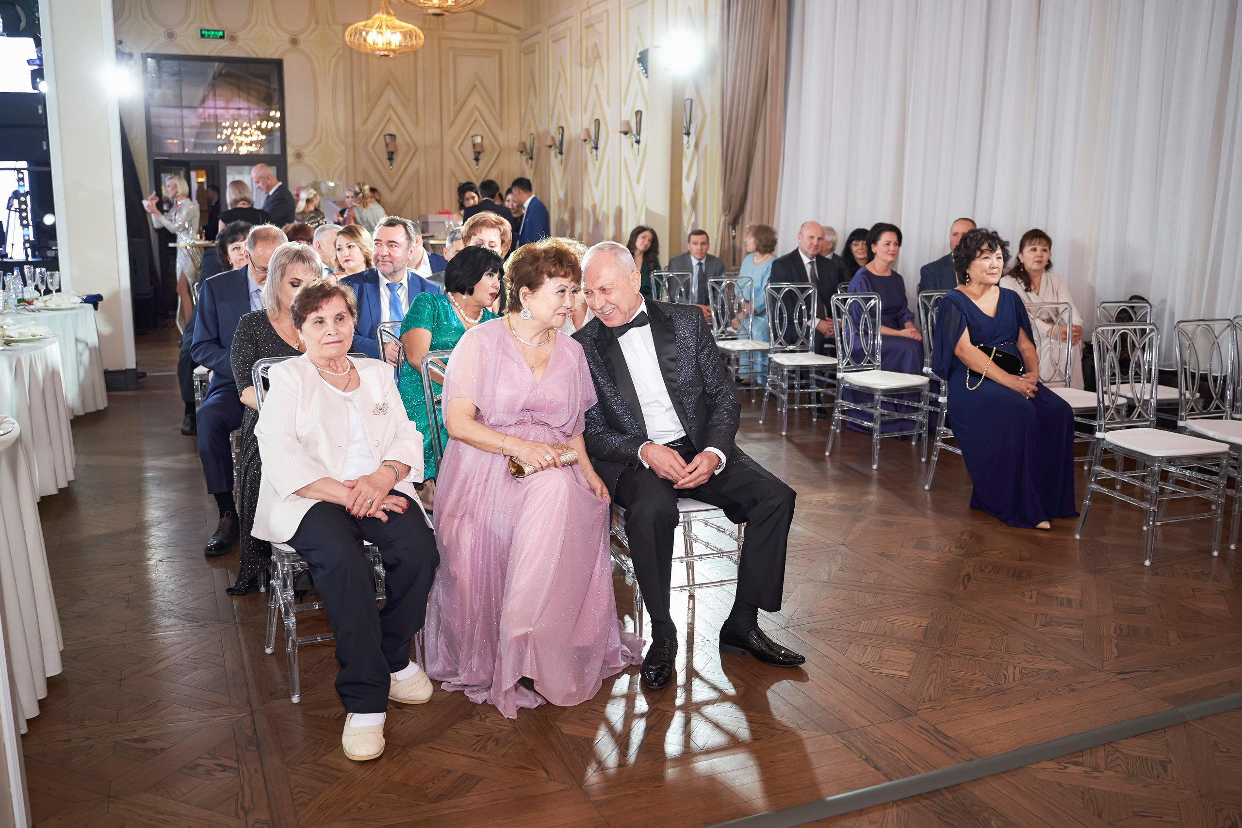 Звёздный свадебный приём в Москве. ТВИНС СТУДИО фото и видео. ТВИНС СТУДИО — лучшие свадебные фотографы и видеографы в Краснодаре