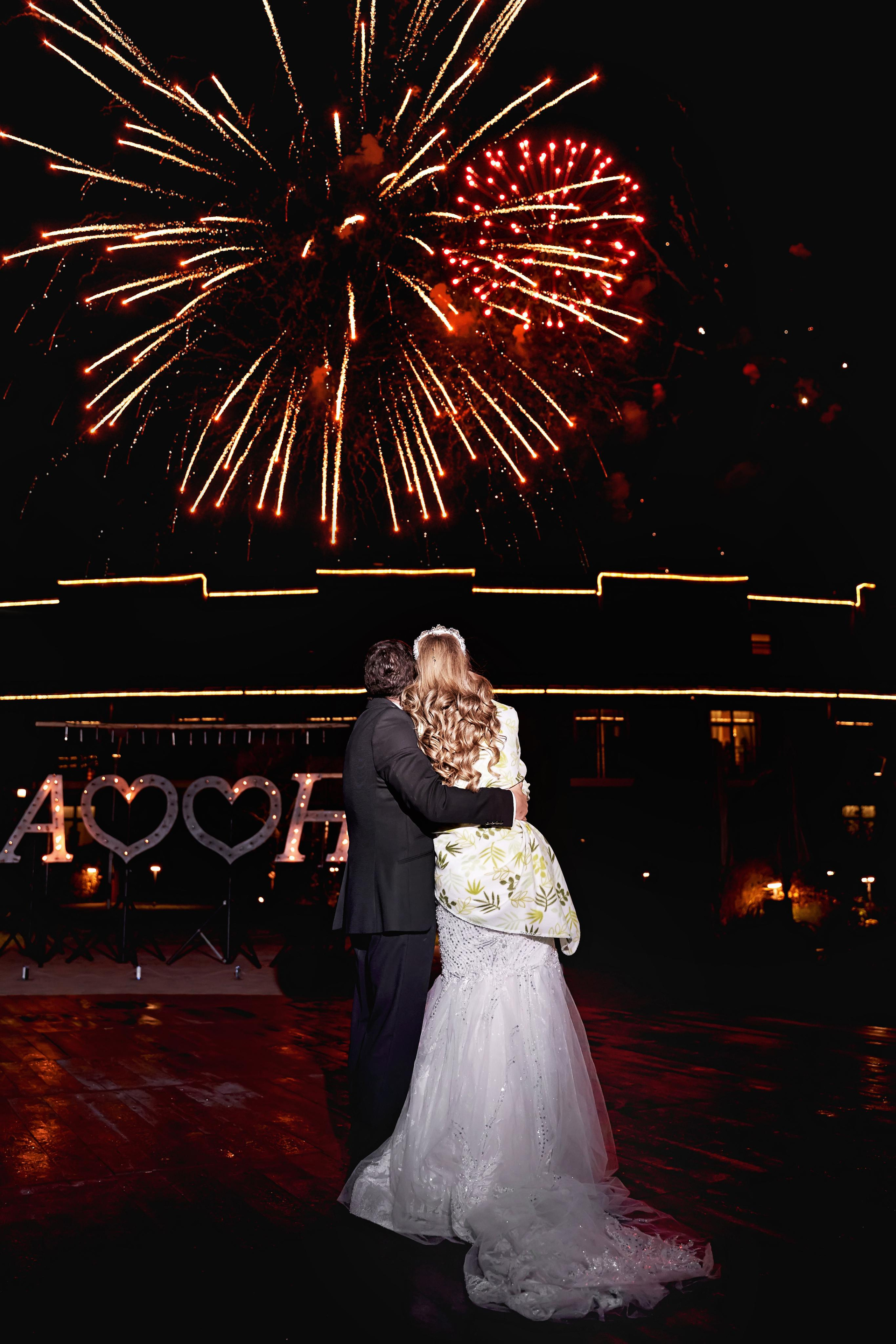 Звёздный свадебный приём в Москве. ТВИНС СТУДИО фото и видео. ТВИНС СТУДИО — лучшие свадебные фотографы и видеографы в Краснодаре