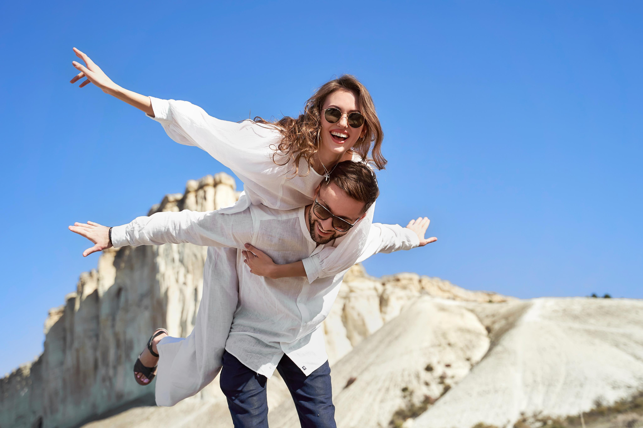 Love Story в Крыму вместе с Твинс Студио. ТВИНС СТУДИО — лучшие свадебные фотографы и видеографы в Краснодаре