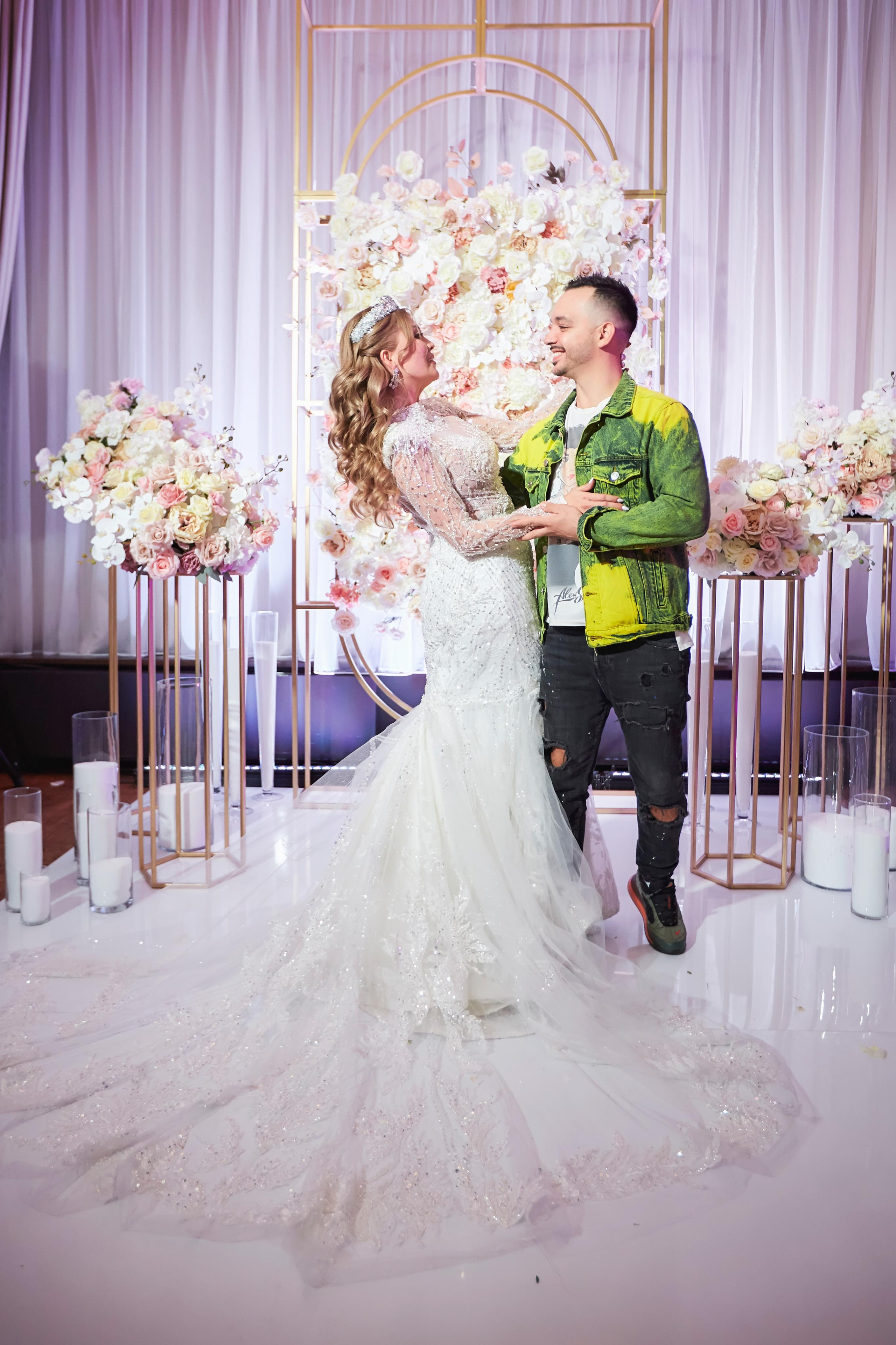 Звёздный свадебный приём в Москве. ТВИНС СТУДИО фото и видео. ТВИНС СТУДИО — лучшие свадебные фотографы и видеографы в Краснодаре