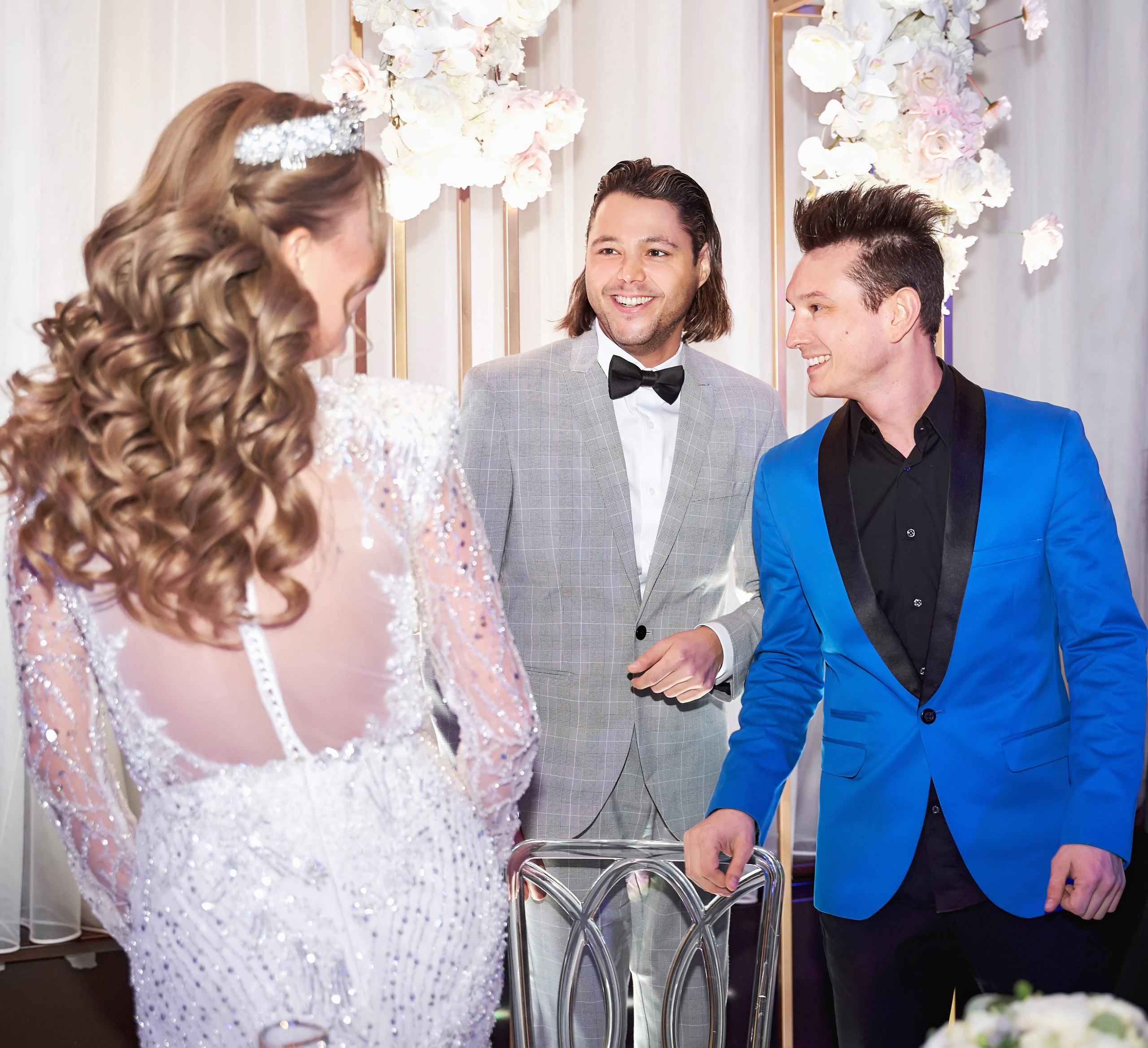 Звёздный свадебный приём в Москве. ТВИНС СТУДИО фото и видео. ТВИНС СТУДИО — лучшие свадебные фотографы и видеографы в Краснодаре