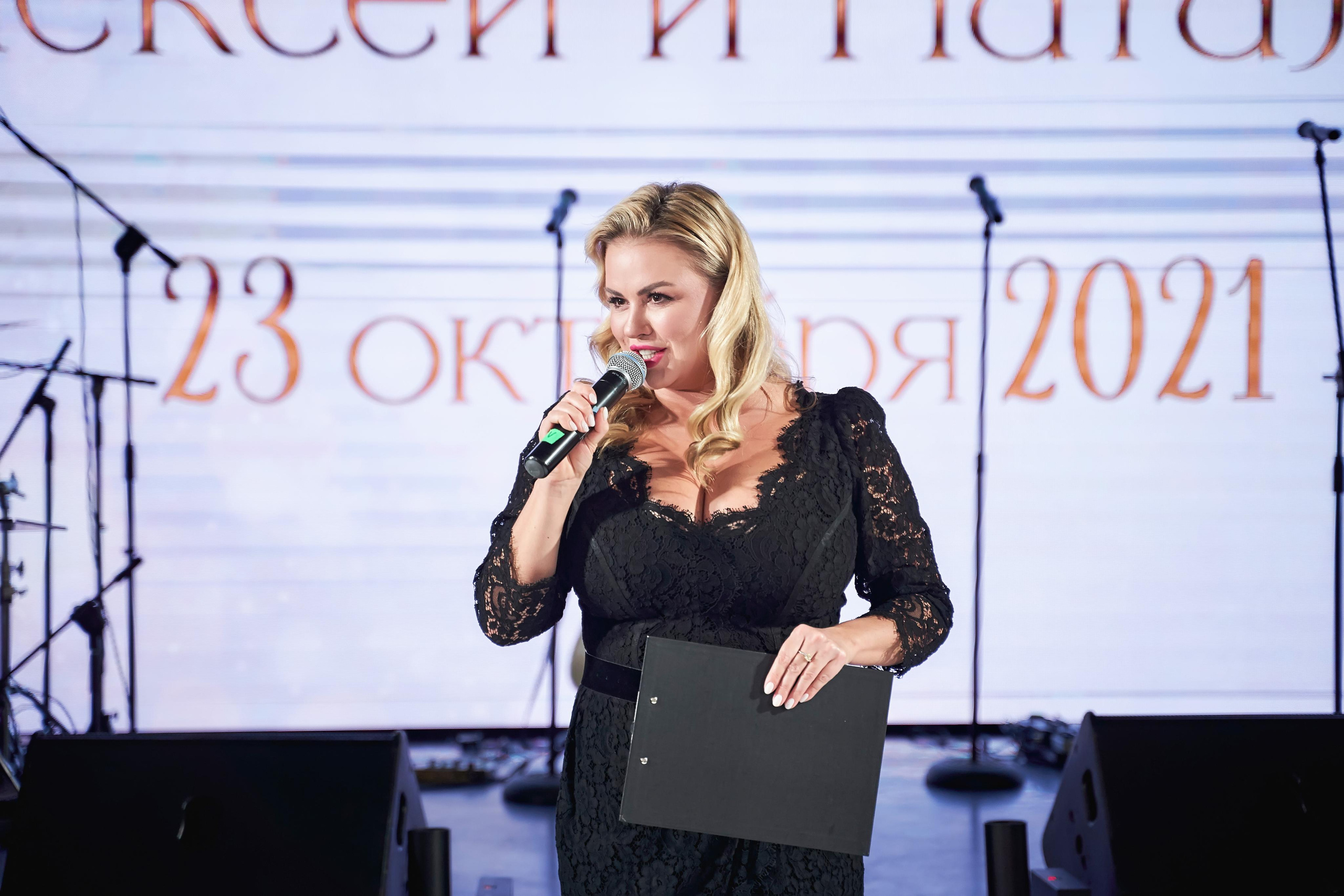 Звёздный свадебный приём в Москве. ТВИНС СТУДИО фото и видео. ТВИНС СТУДИО — лучшие свадебные фотографы и видеографы в Краснодаре