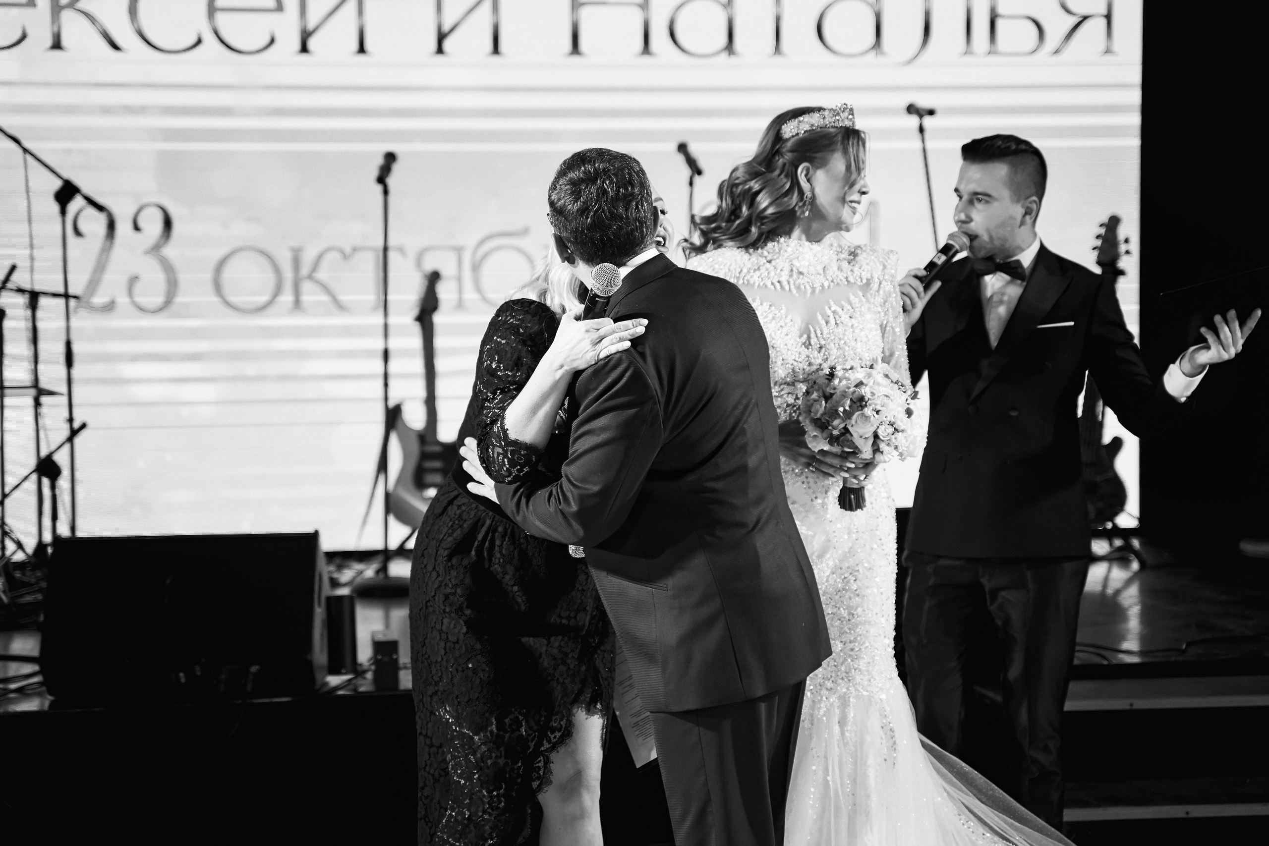 Звёздный свадебный приём в Москве. ТВИНС СТУДИО фото и видео. ТВИНС СТУДИО — лучшие свадебные фотографы и видеографы в Краснодаре