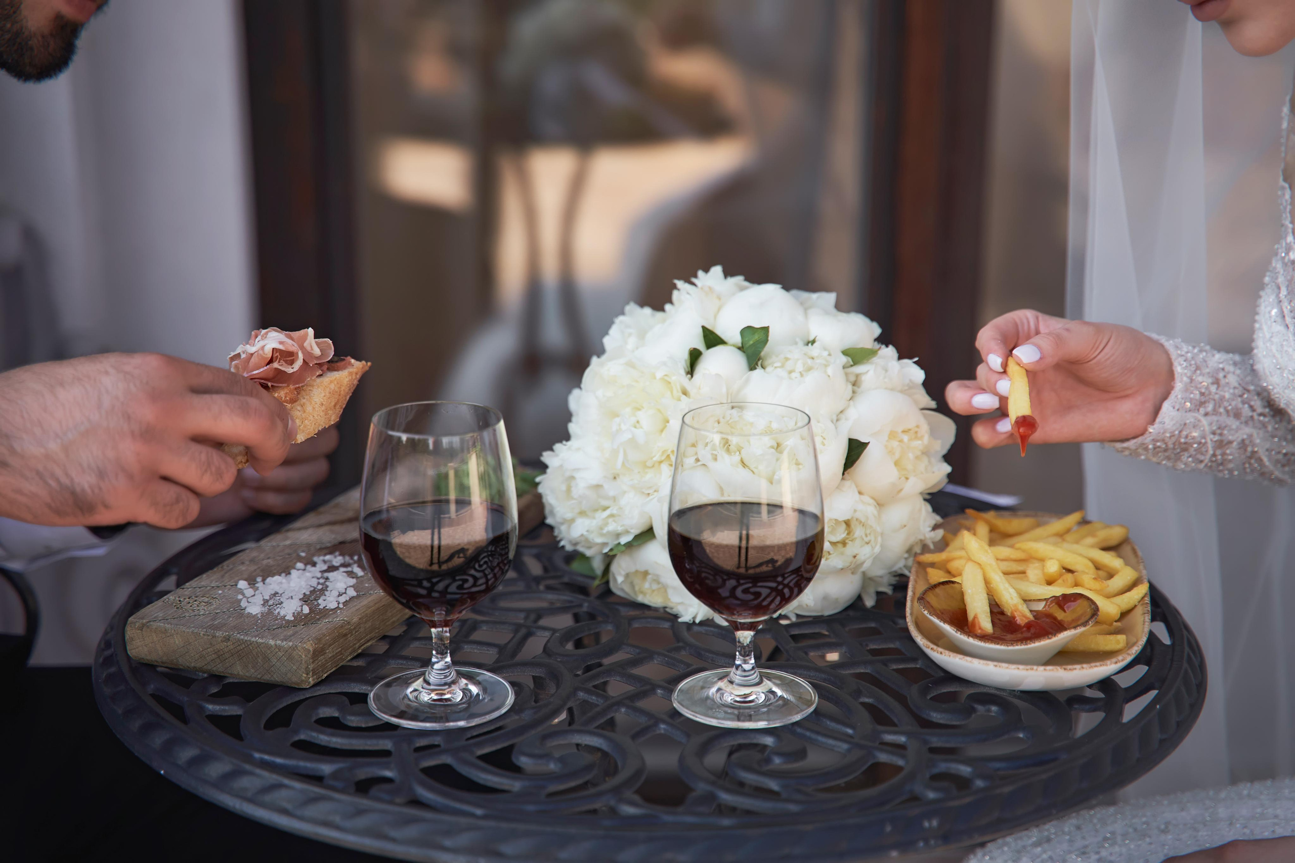 Свадебный приём в Пятигорске. SAPG + TWINS STUDIO. ТВИНС СТУДИО — лучшие свадебные фотографы и видеографы в Краснодаре