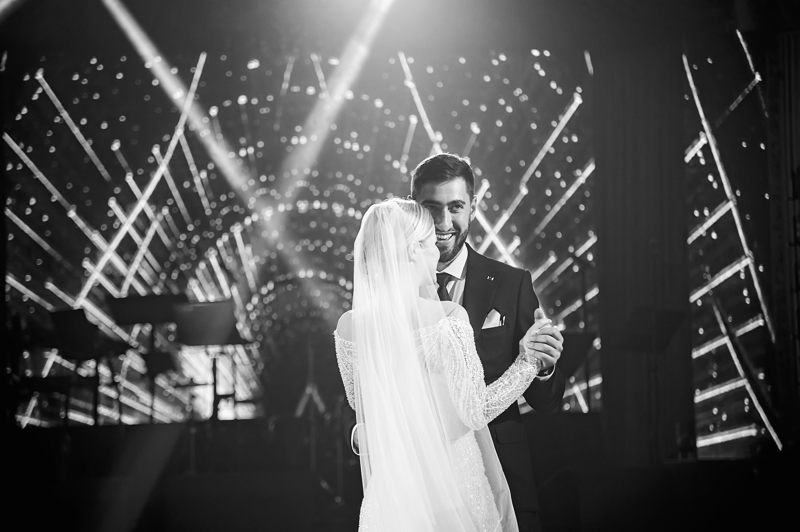 Свадебный приём в Пятигорске. SAPG + TWINS STUDIO. ТВИНС СТУДИО — лучшие свадебные фотографы и видеографы в Краснодаре