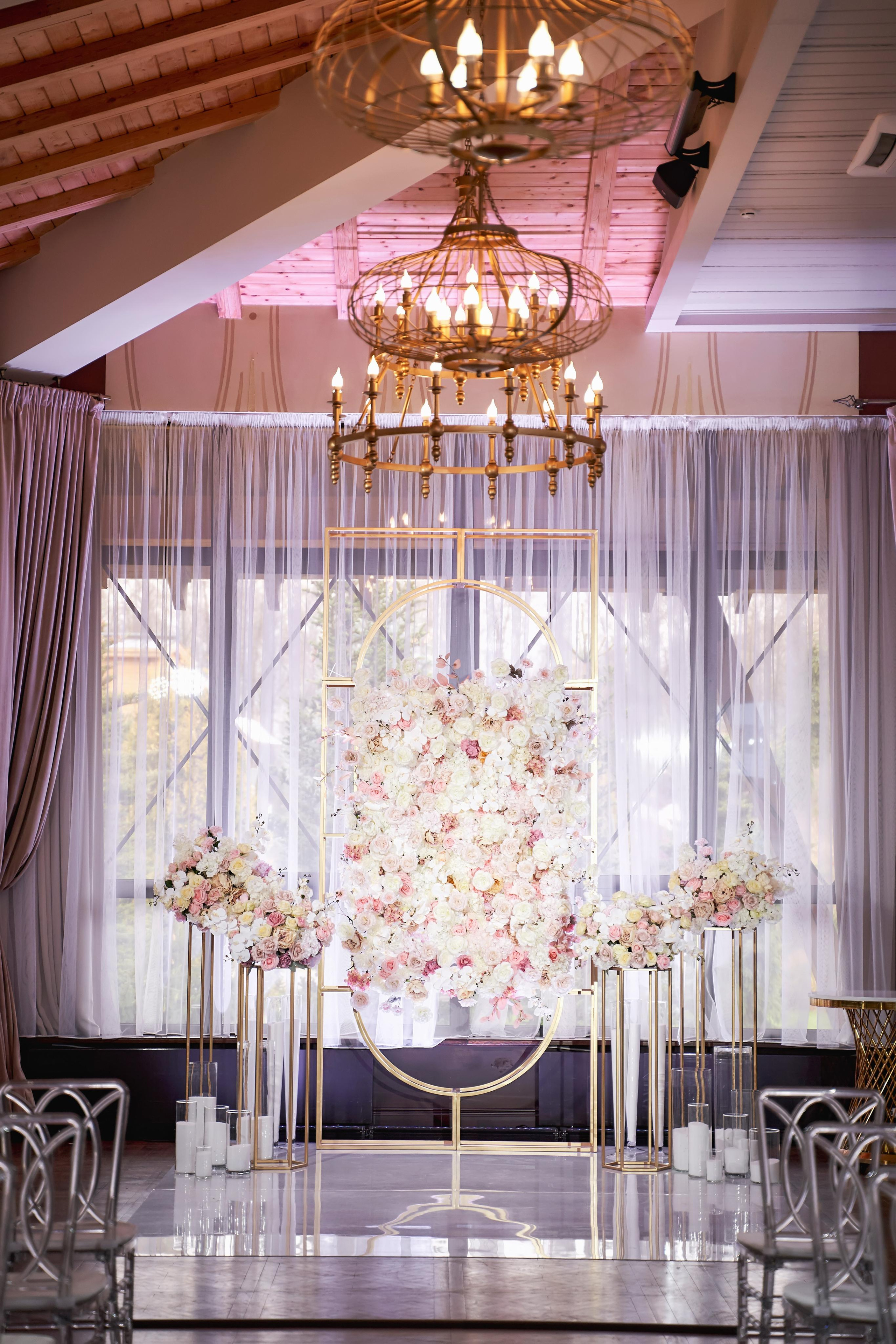 Звёздный свадебный приём в Москве. ТВИНС СТУДИО фото и видео. ТВИНС СТУДИО — лучшие свадебные фотографы и видеографы в Краснодаре