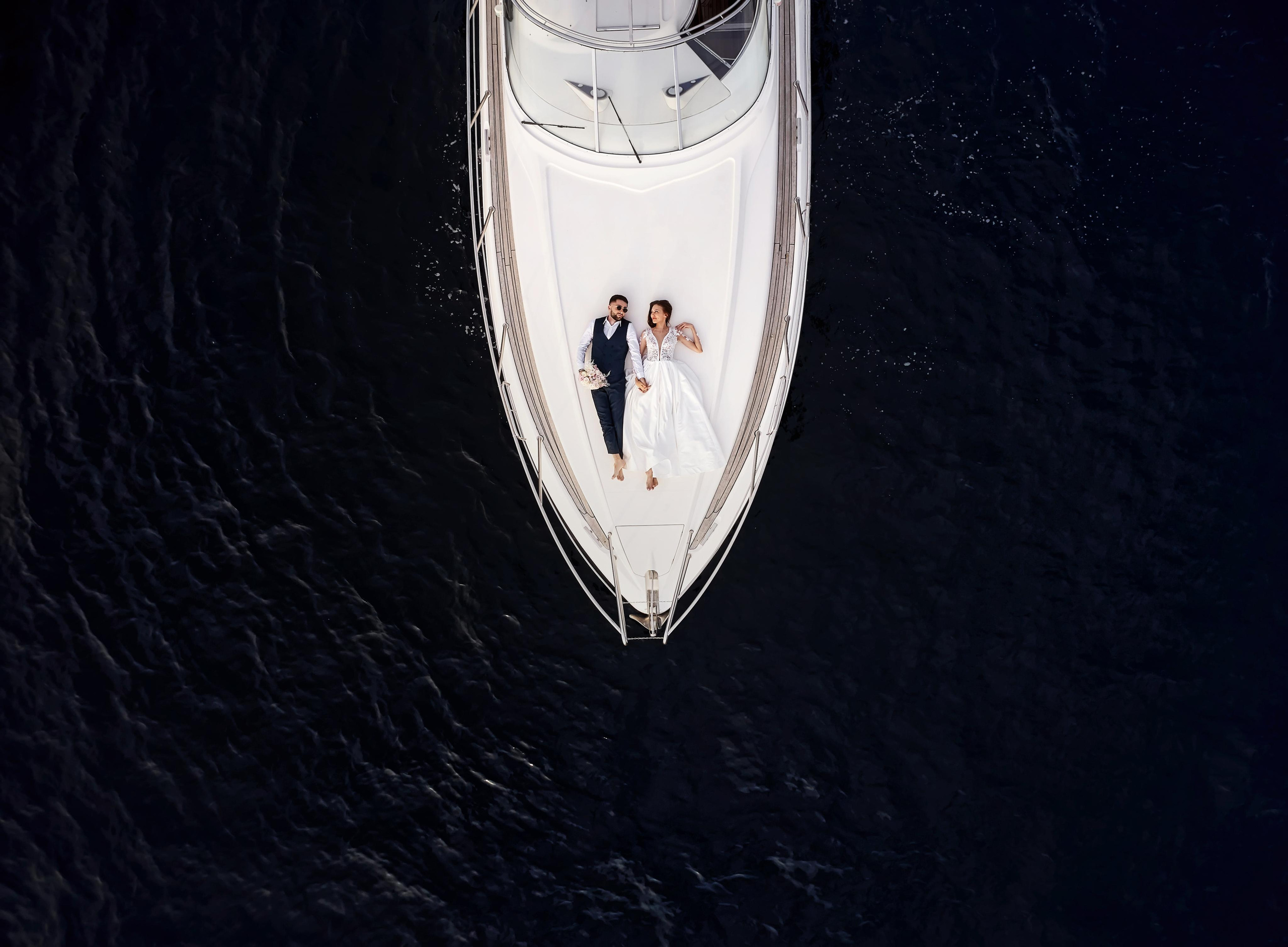 Love Story в Крыму вместе с Твинс Студио. ТВИНС СТУДИО — лучшие свадебные фотографы и видеографы в Краснодаре