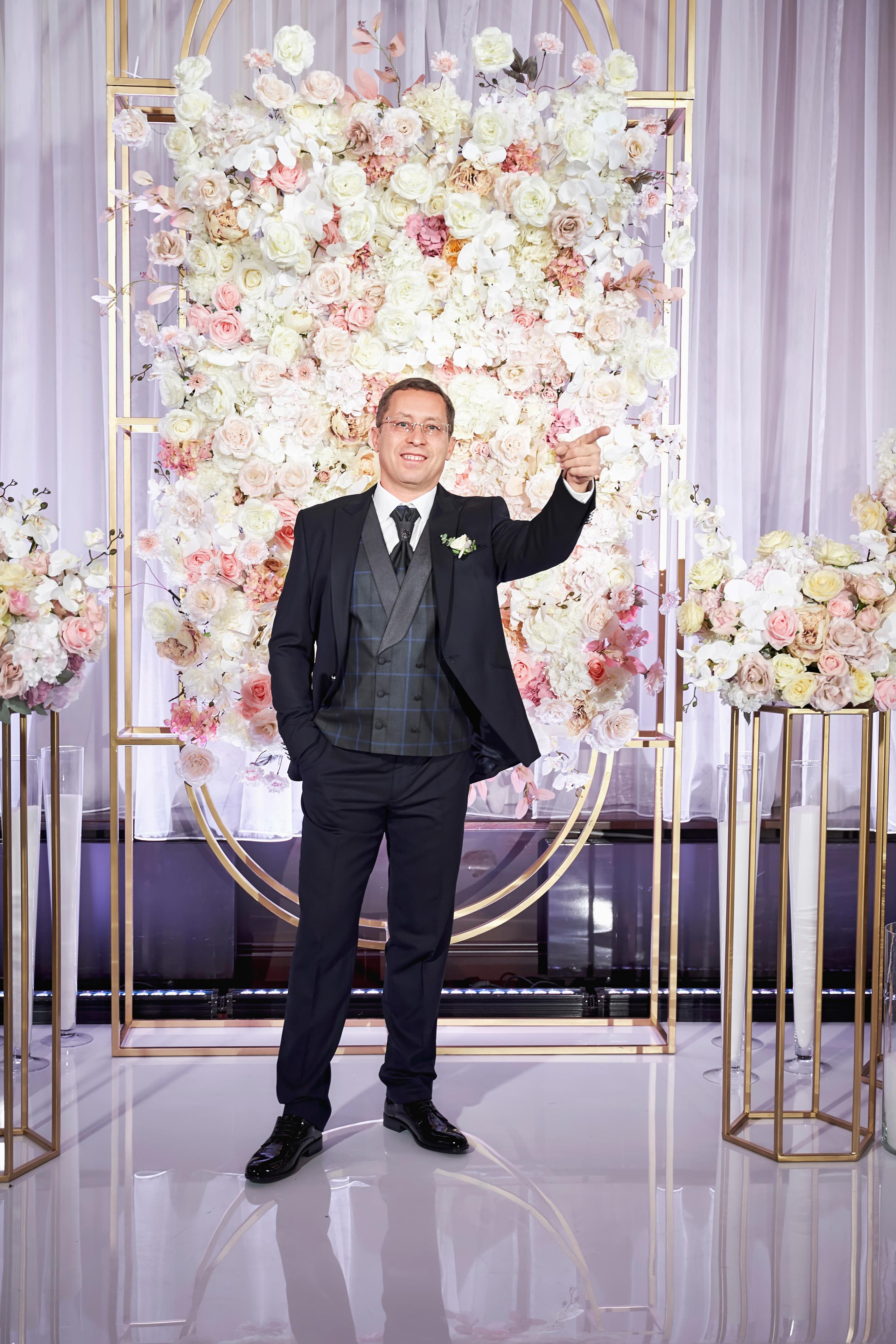 Звёздный свадебный приём в Москве. ТВИНС СТУДИО фото и видео. ТВИНС СТУДИО — лучшие свадебные фотографы и видеографы в Краснодаре